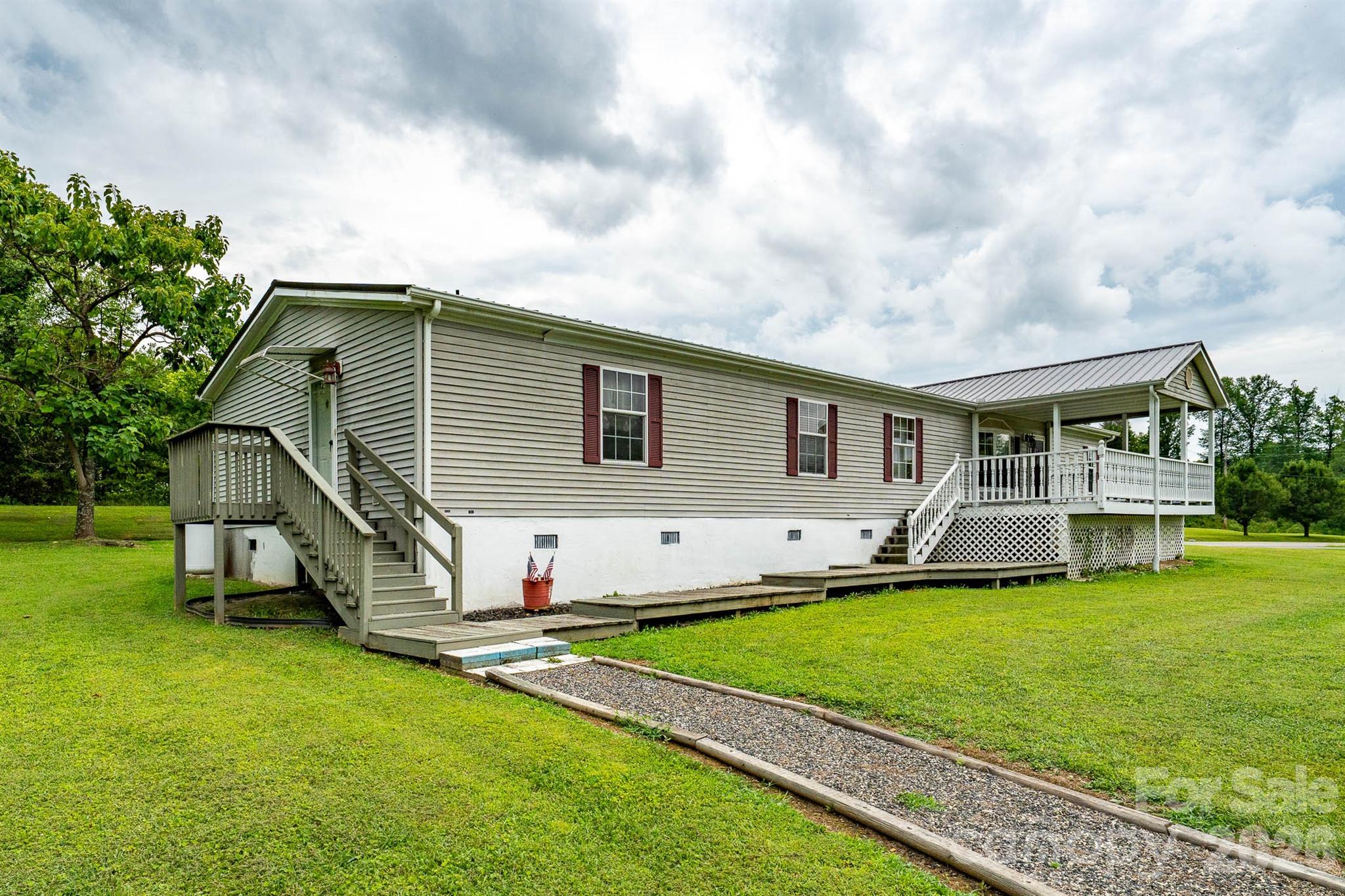755 Fairview Loop — Hot Springs