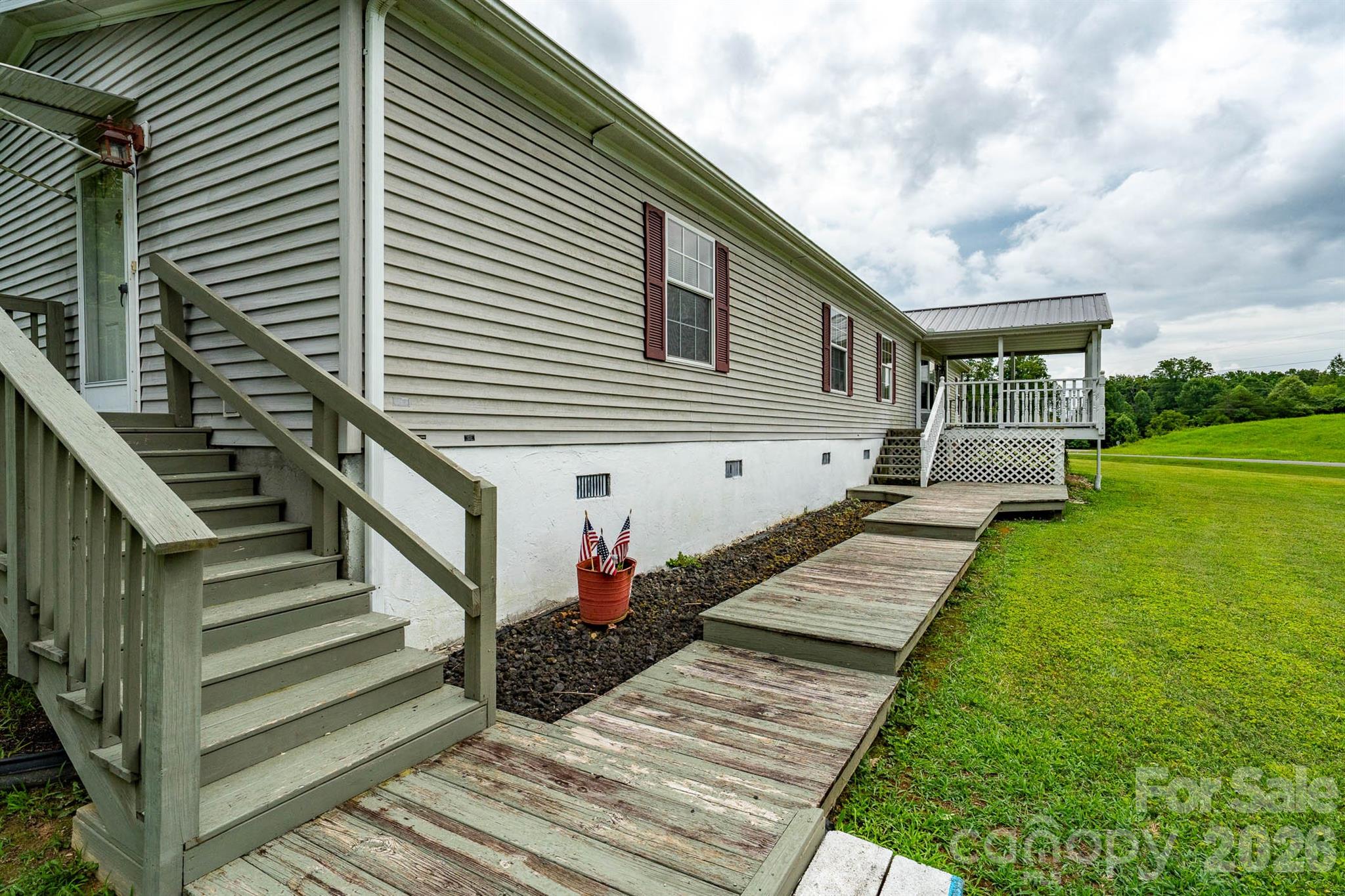 755 Fairview Loop — Hot Springs