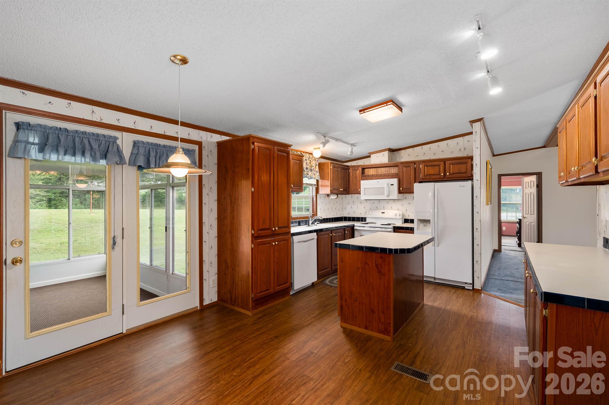 755 Fairview Loop — Hot Springs