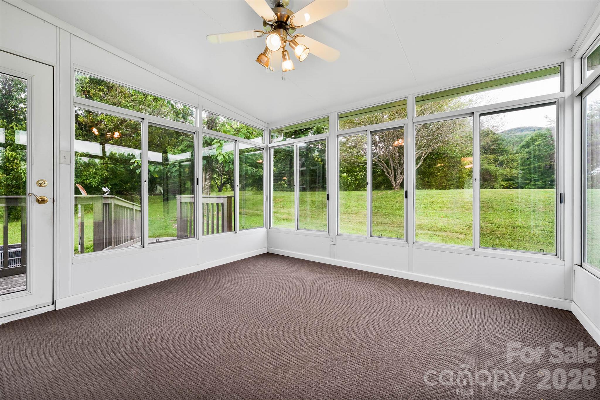 755 Fairview Loop — Hot Springs