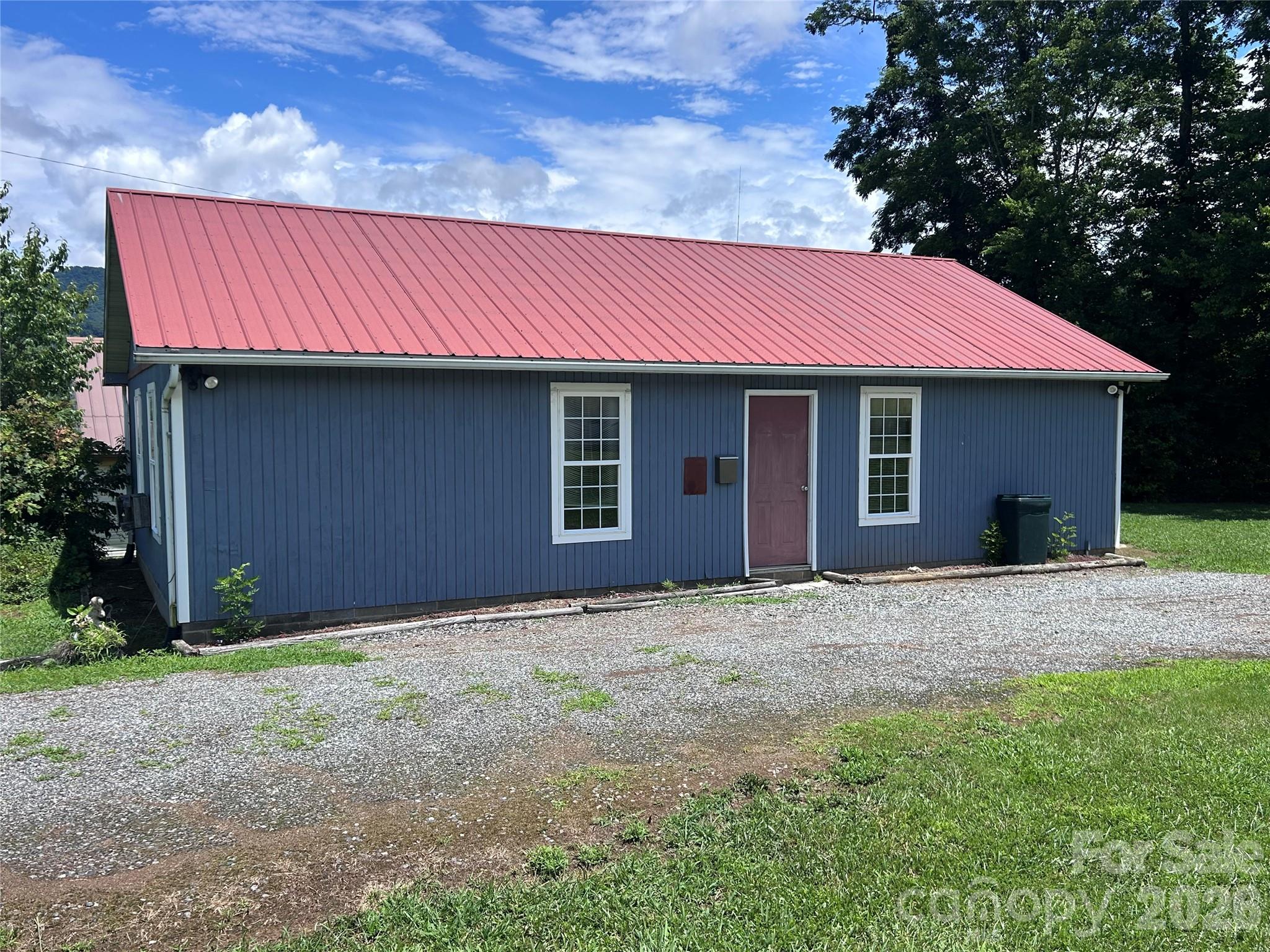 755 Fairview Loop — Hot Springs