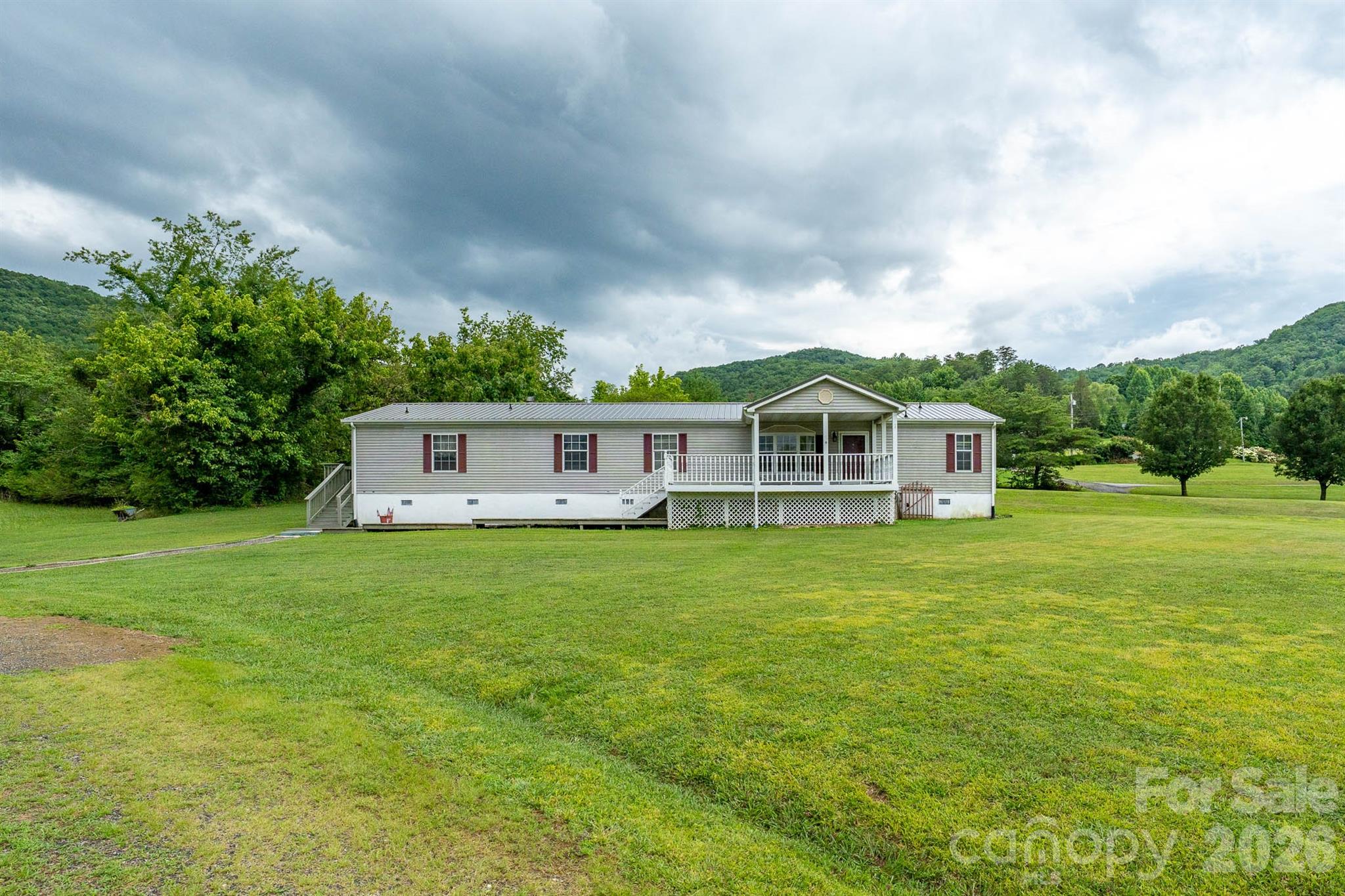 755 Fairview Loop — Hot Springs