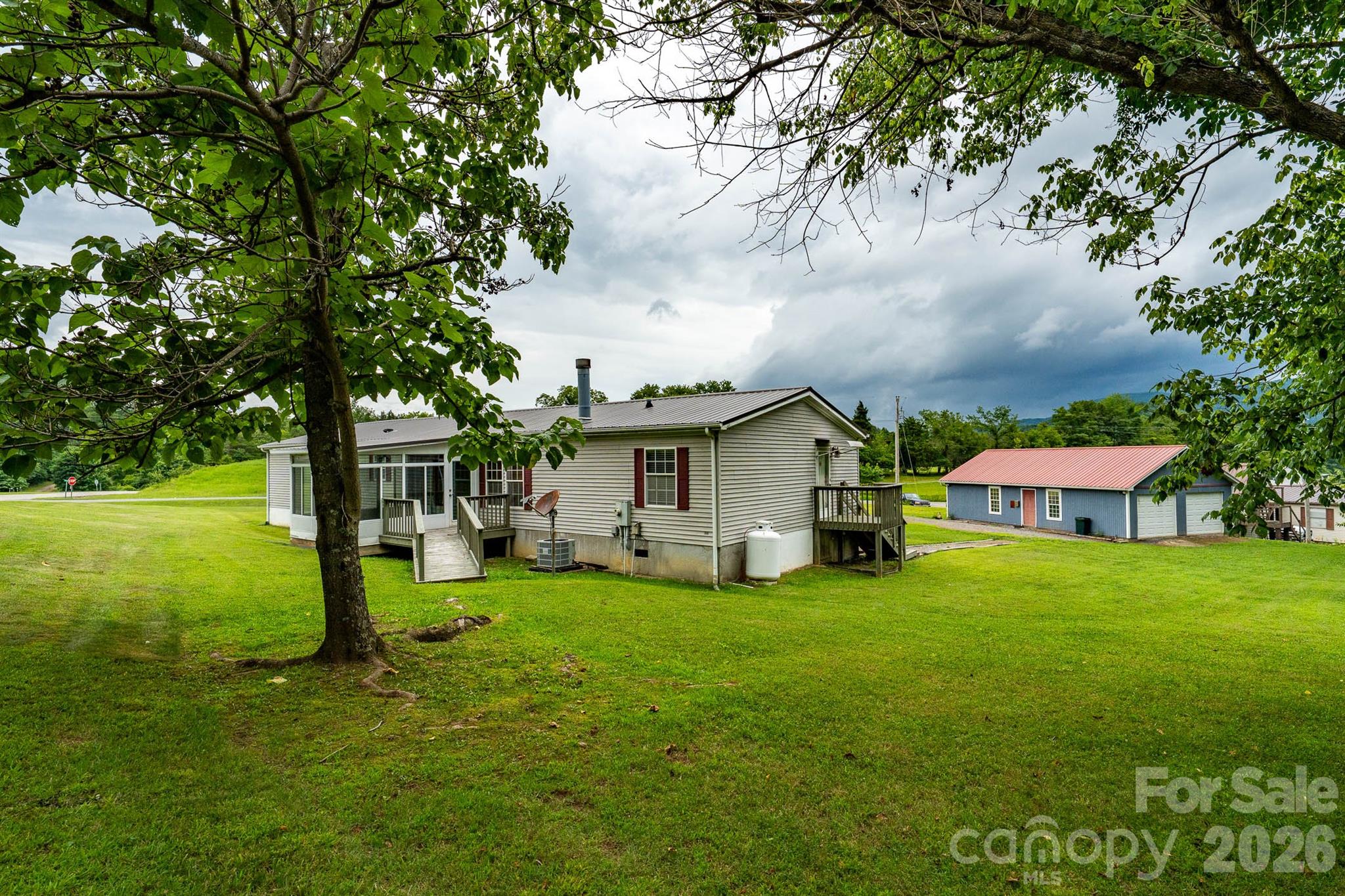 755 Fairview Loop — Hot Springs