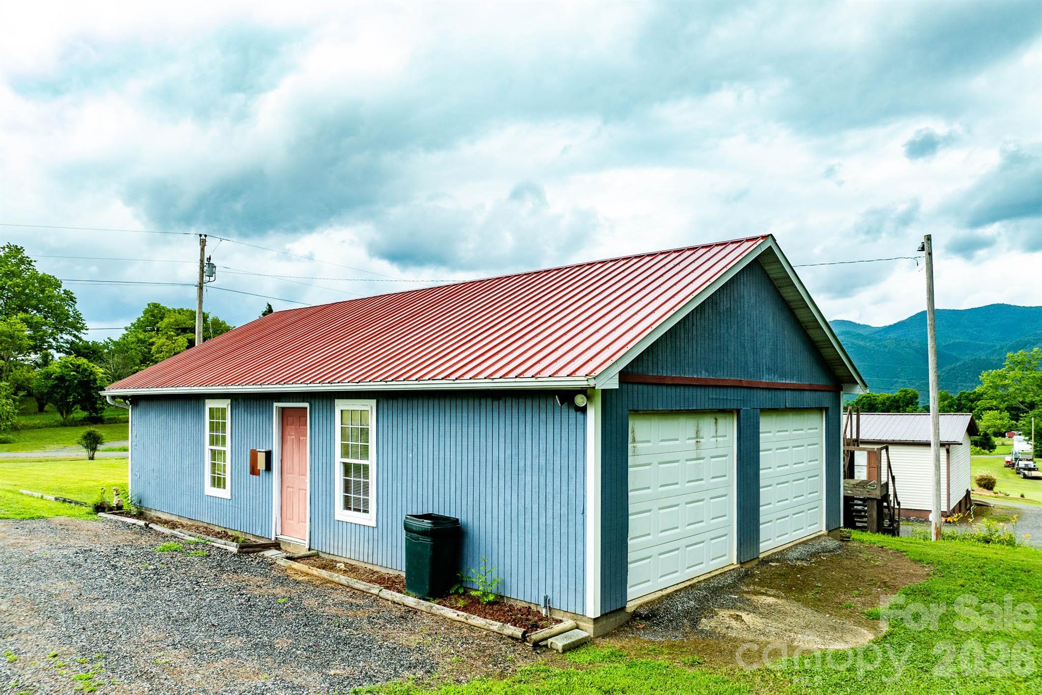 755 Fairview Loop — Hot Springs