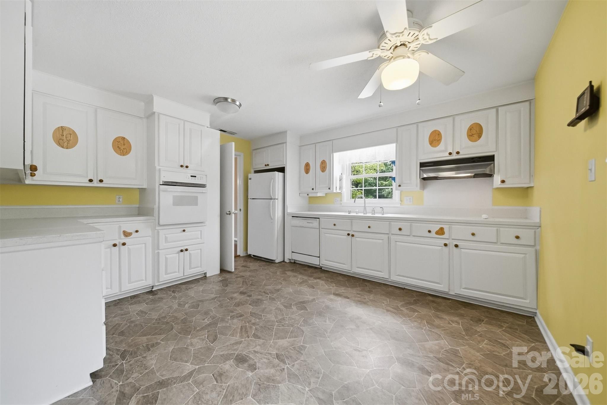 466 Shiloh Church Road — Hickory