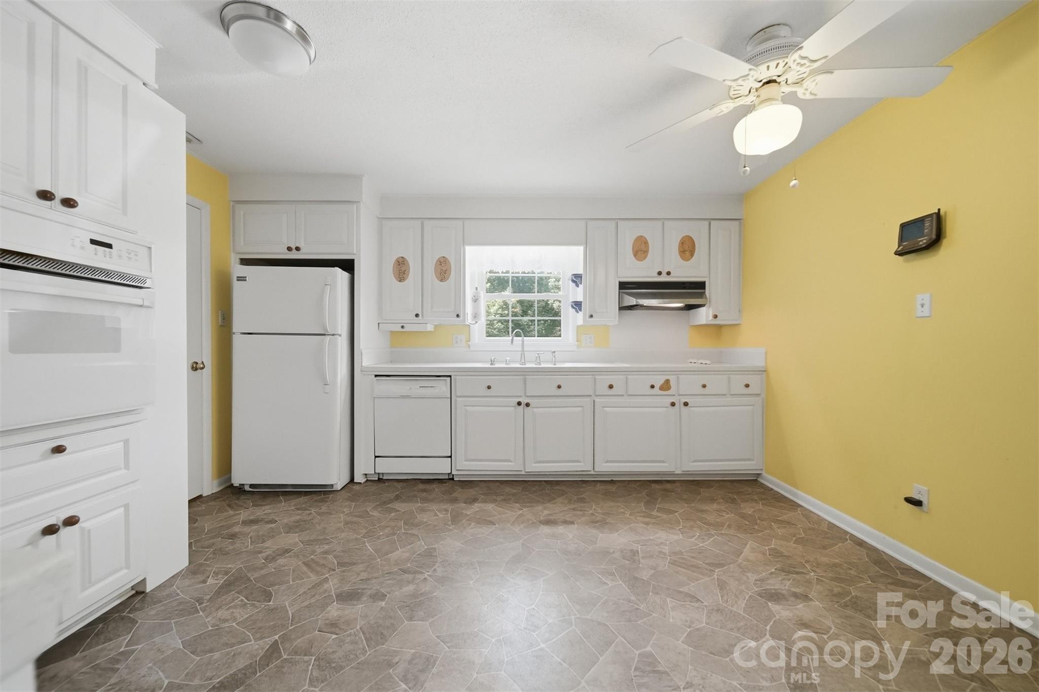 466 Shiloh Church Road — Hickory