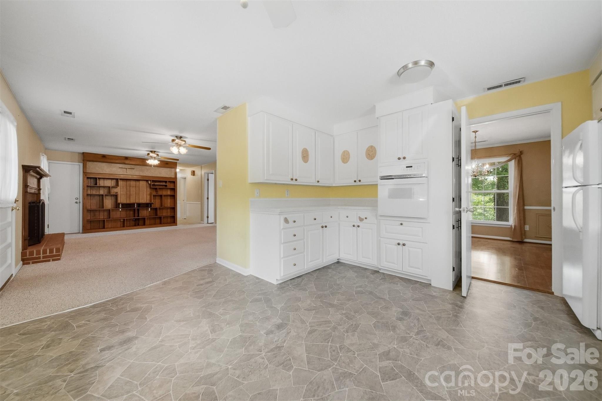 466 Shiloh Church Road — Hickory