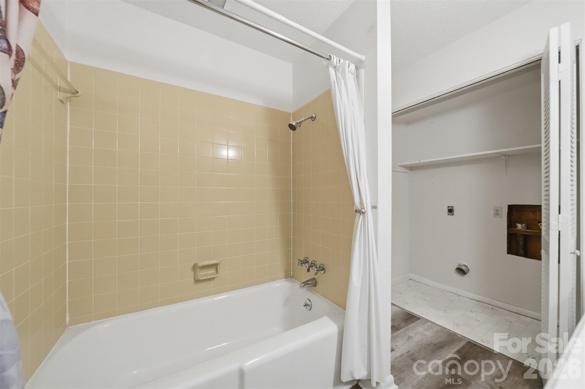 466 Shiloh Church Road — Hickory