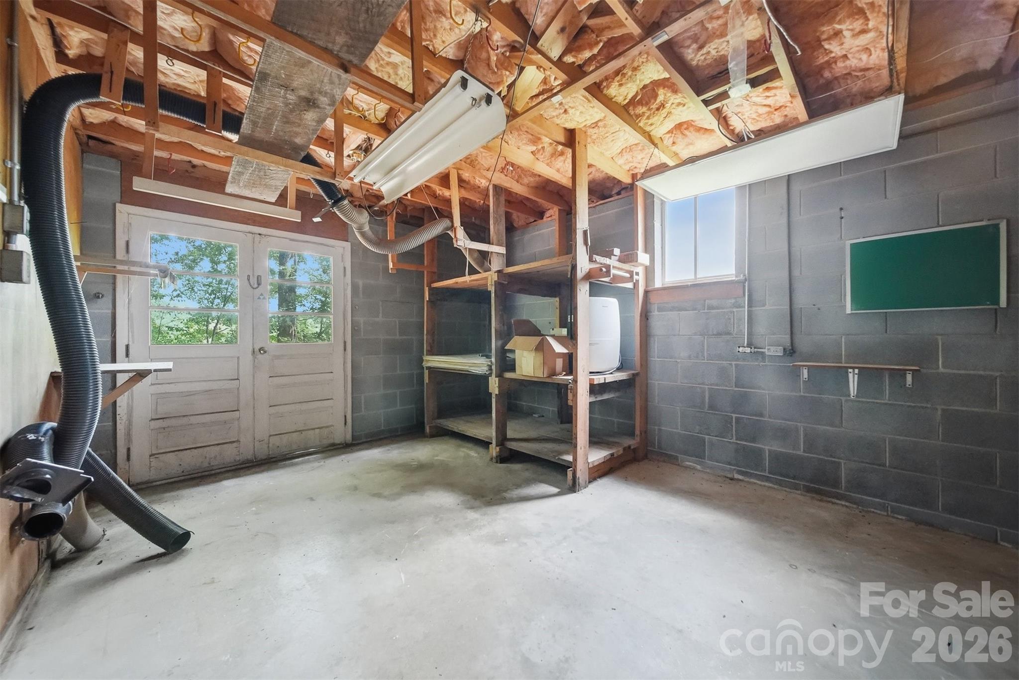 466 Shiloh Church Road — Hickory