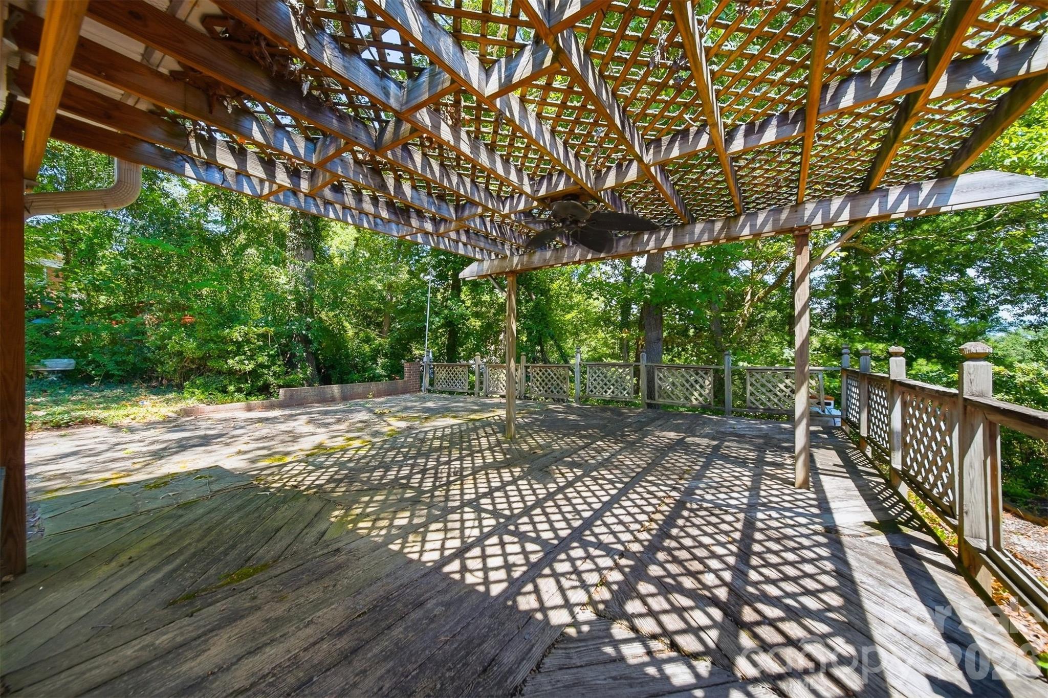 466 Shiloh Church Road — Hickory