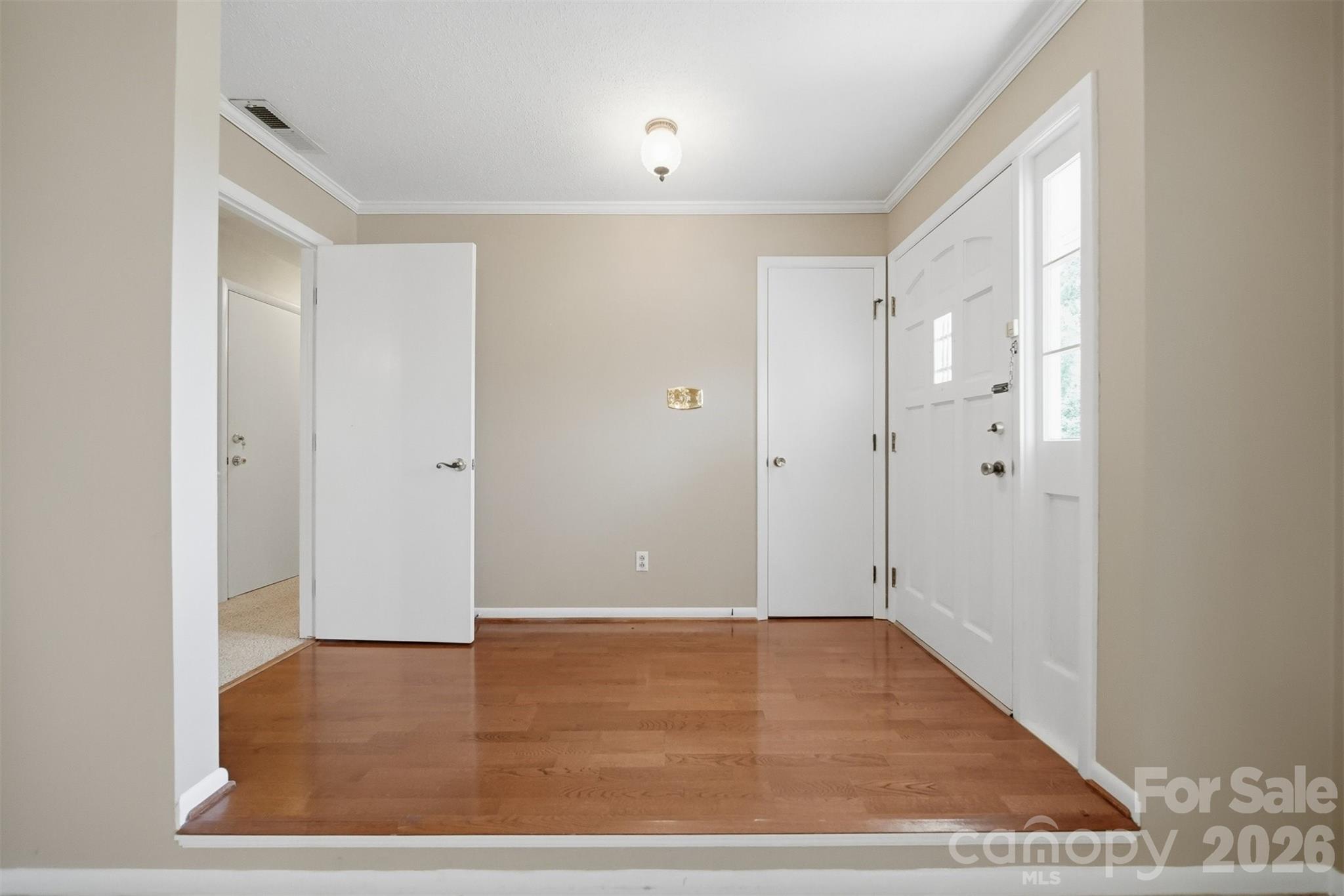 466 Shiloh Church Road — Hickory