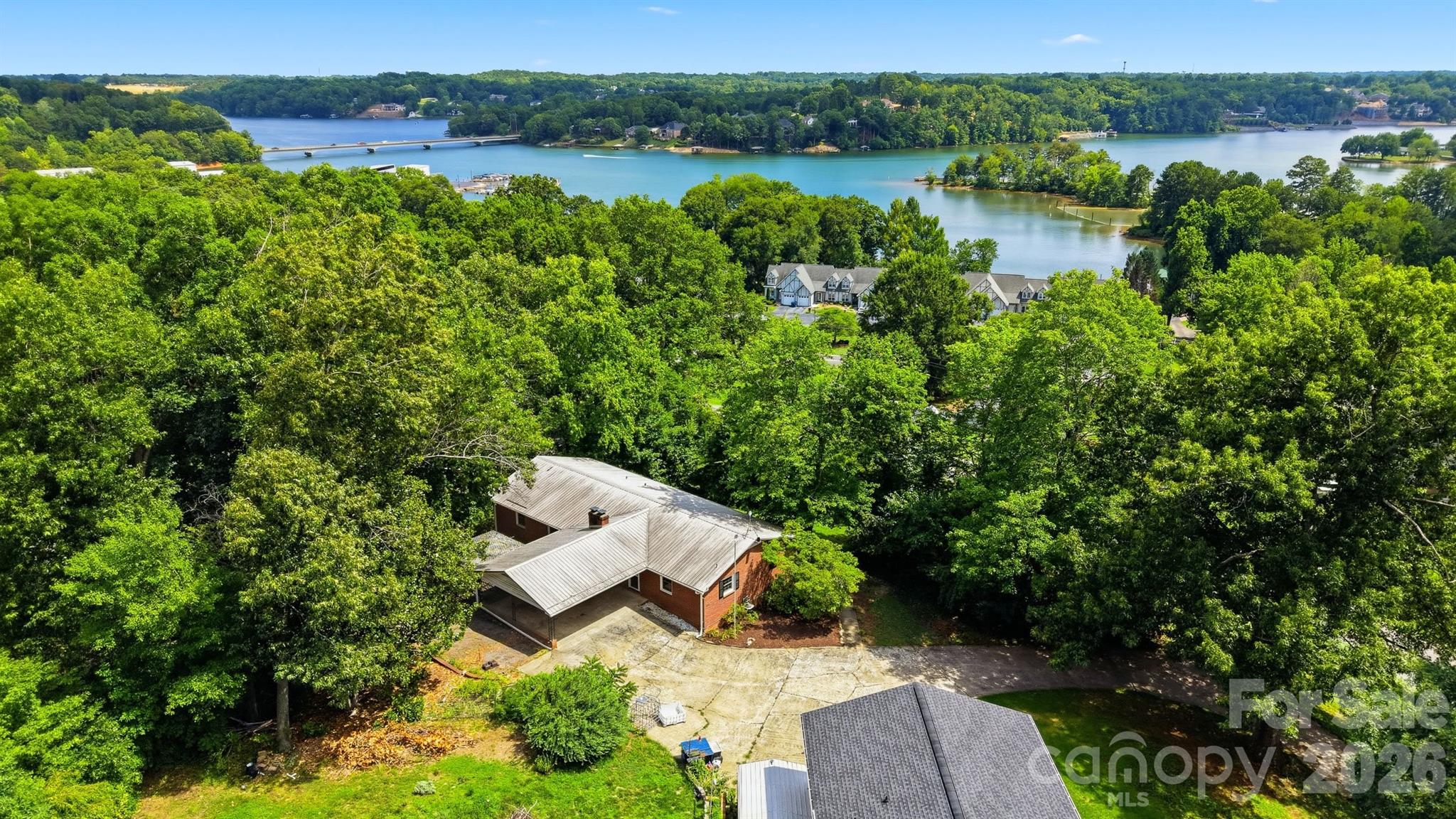 466 Shiloh Church Road — Hickory