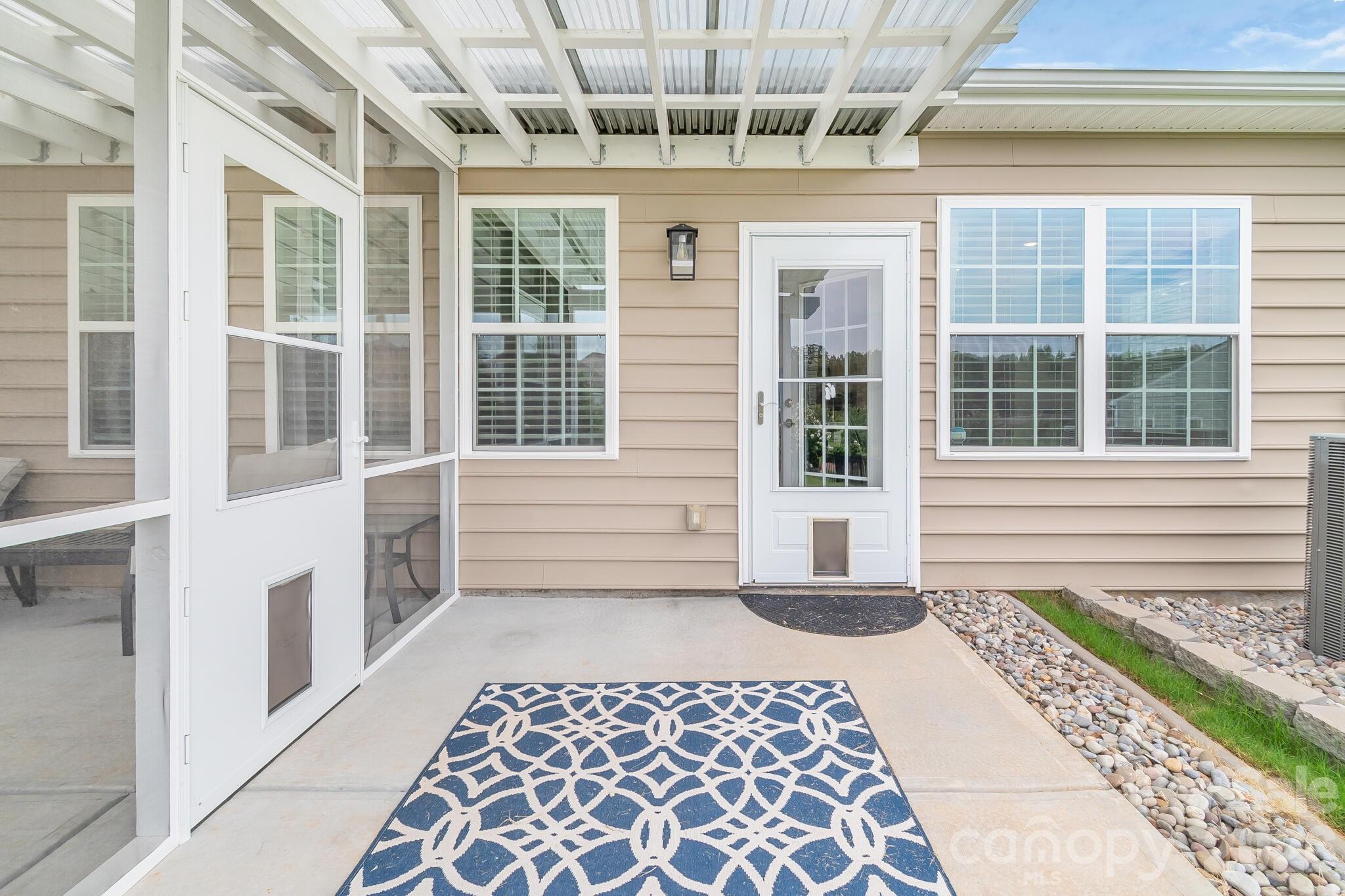 13007 Canterbury Castle Drive — Charlotte