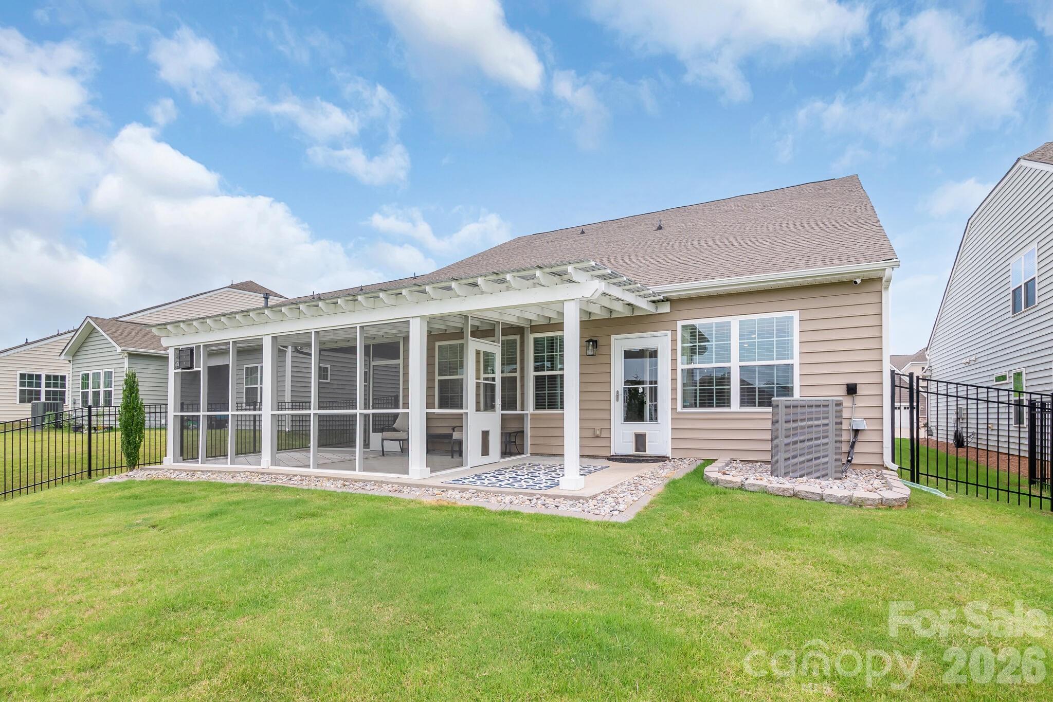 13007 Canterbury Castle Drive — Charlotte