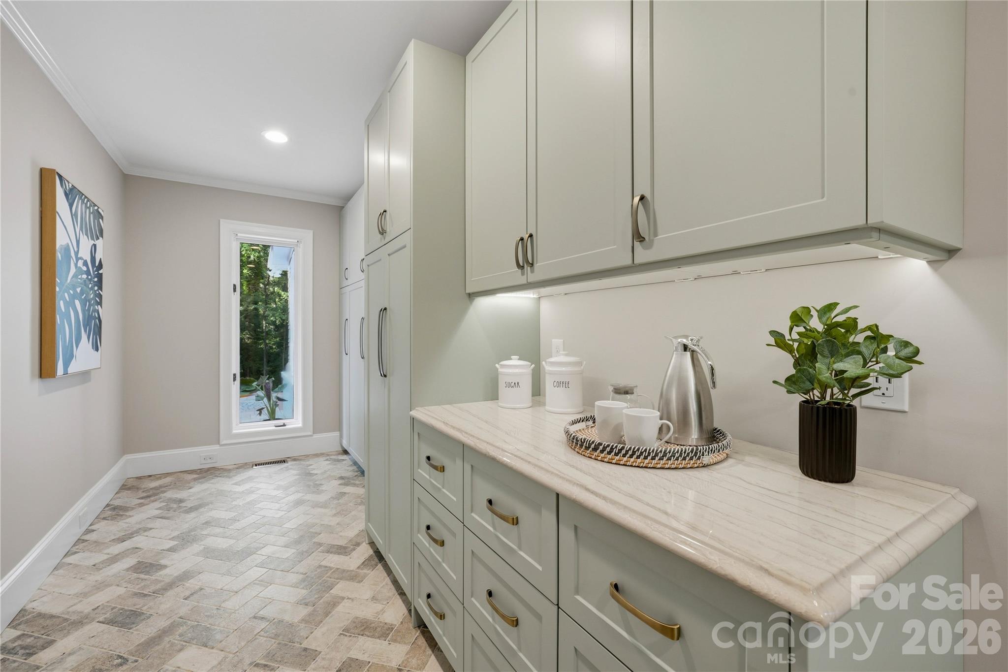 5023 Gorham Drive — Charlotte