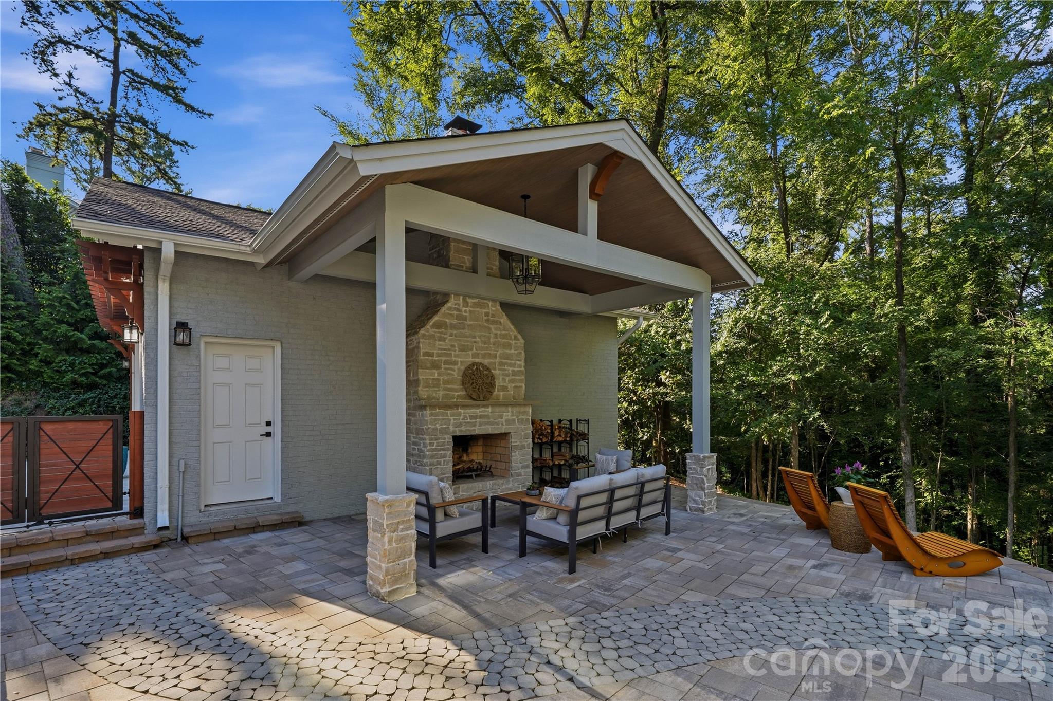 5023 Gorham Drive — Charlotte