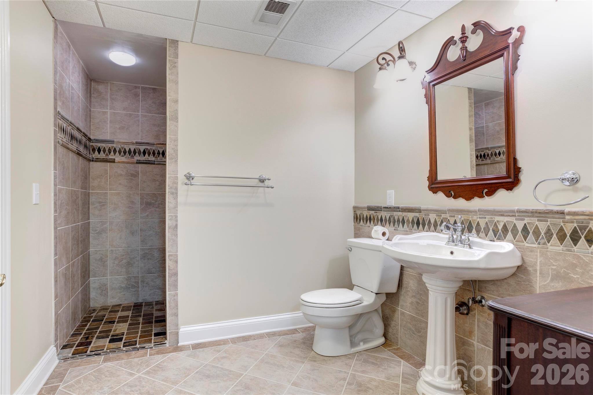 6015 Graburns Ford Drive — Charlotte