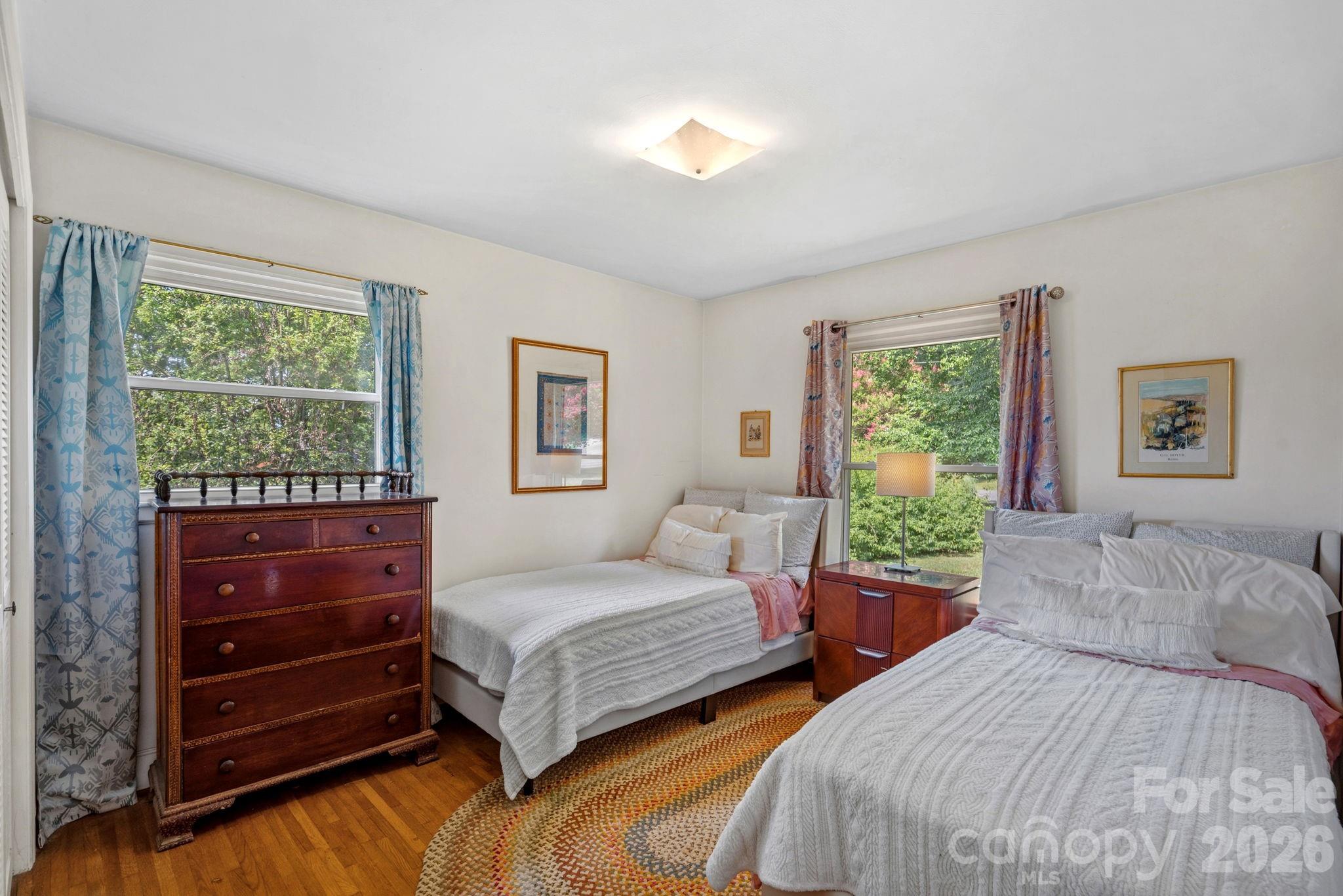1600 Woodberry Road — Charlotte