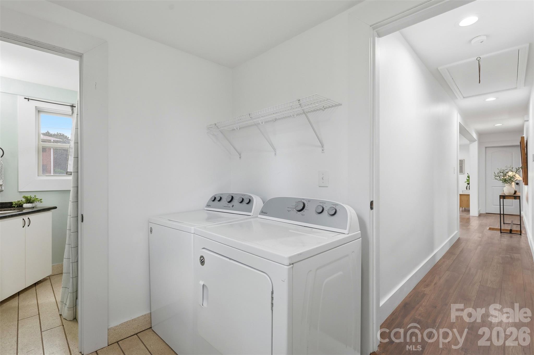 1642 Washington Avenue — Charlotte