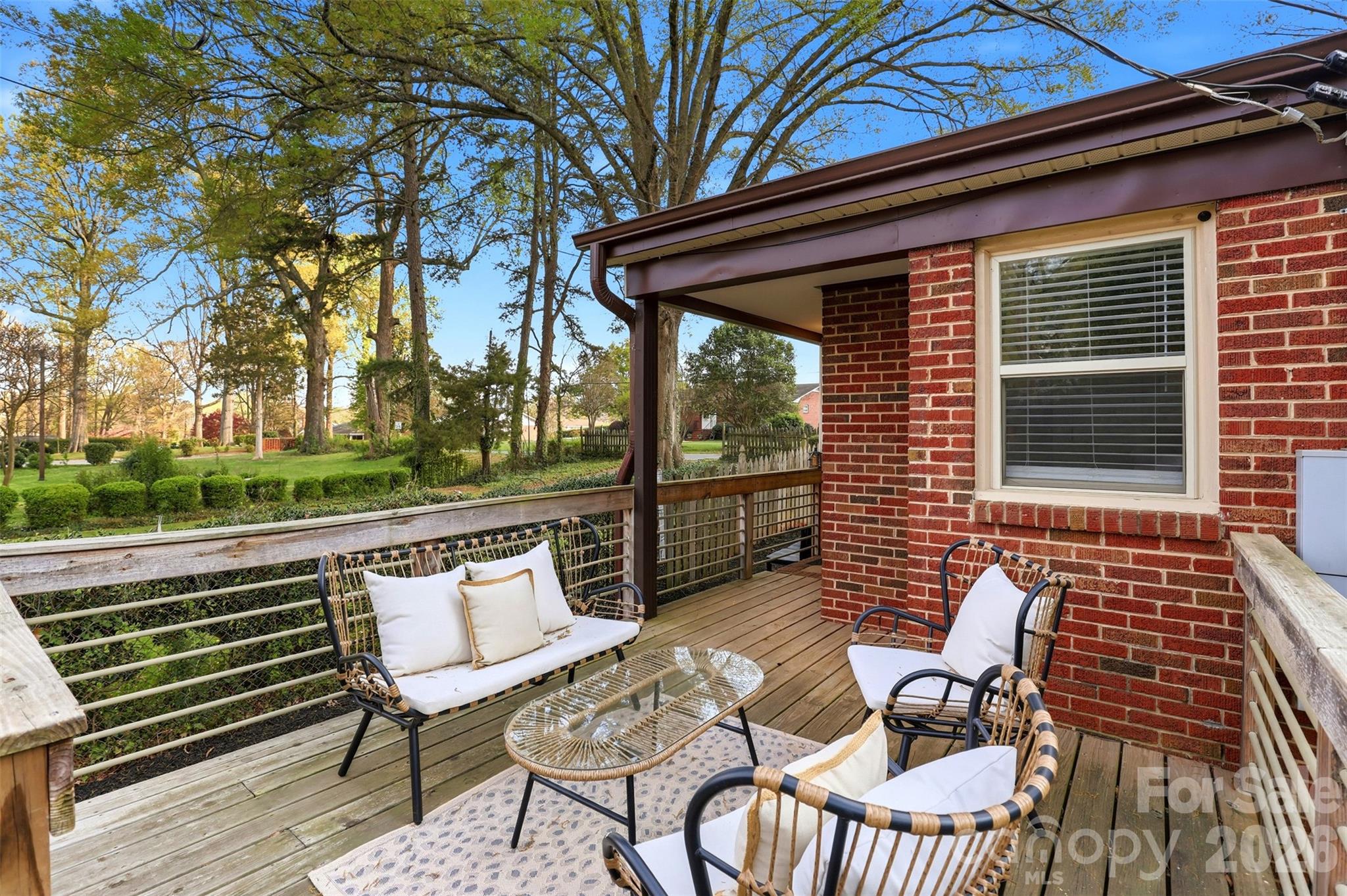 1642 Washington Avenue — Charlotte