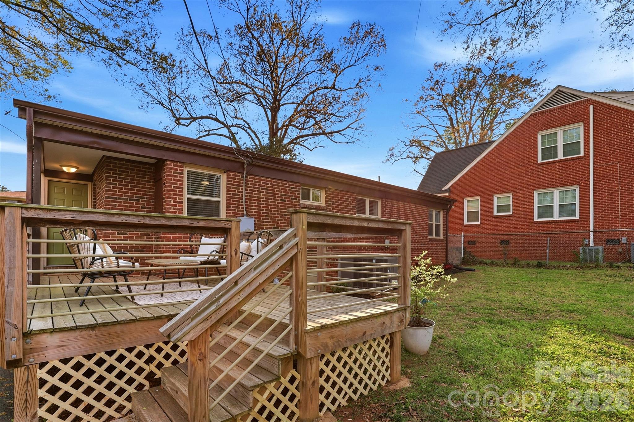 1642 Washington Avenue — Charlotte