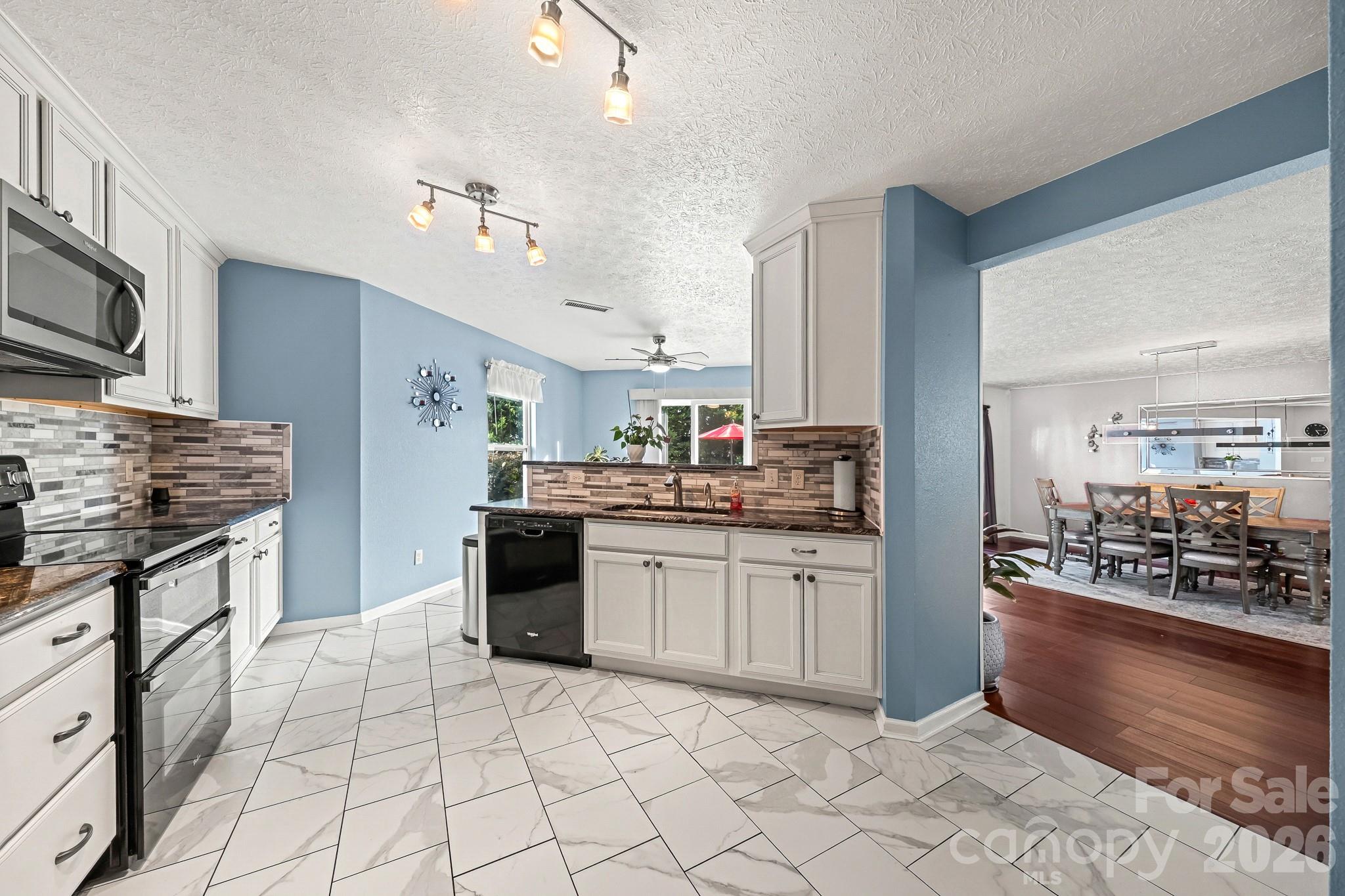 191 Old Carriage Road — Clover