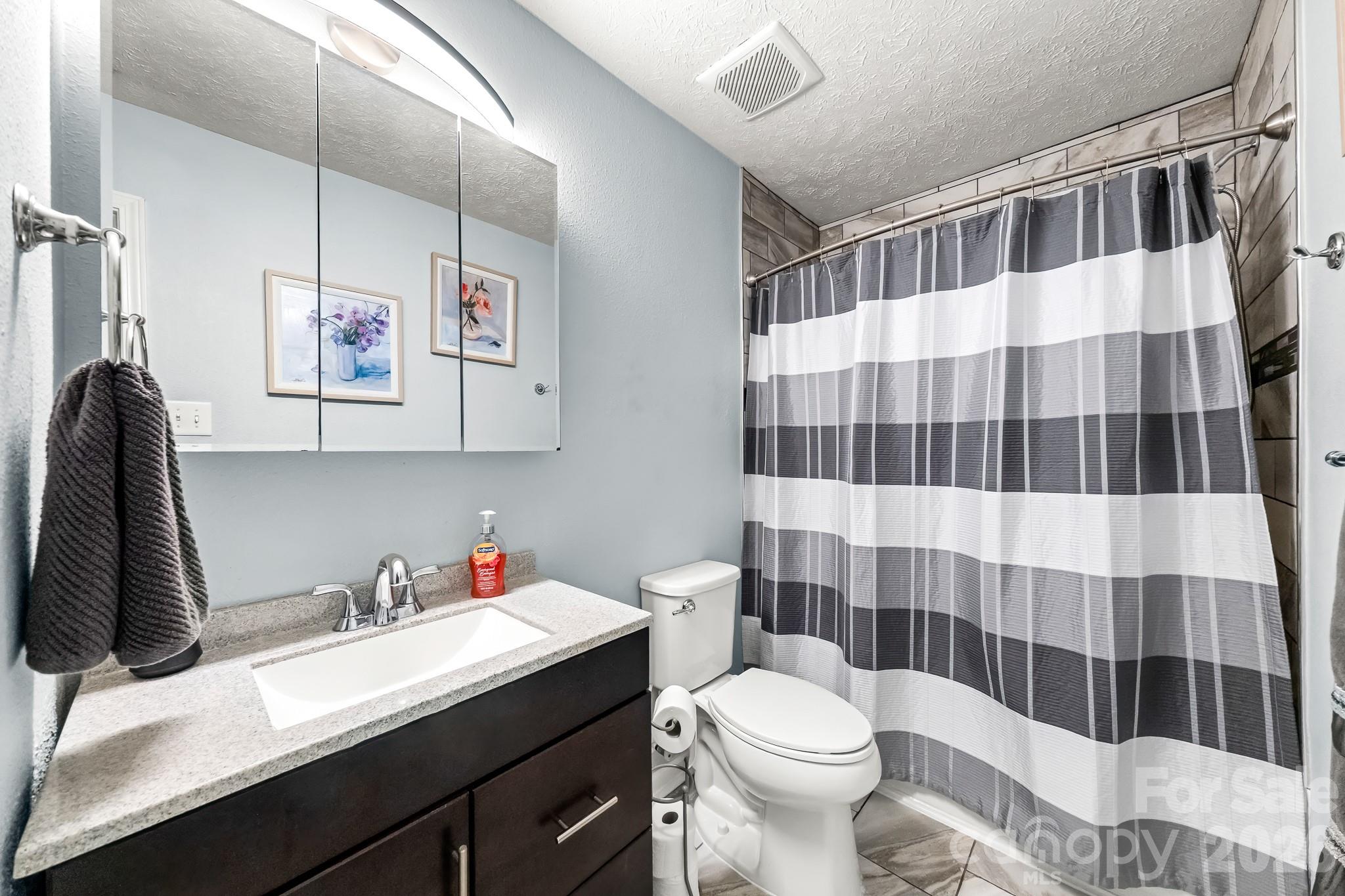 191 Old Carriage Road — Clover