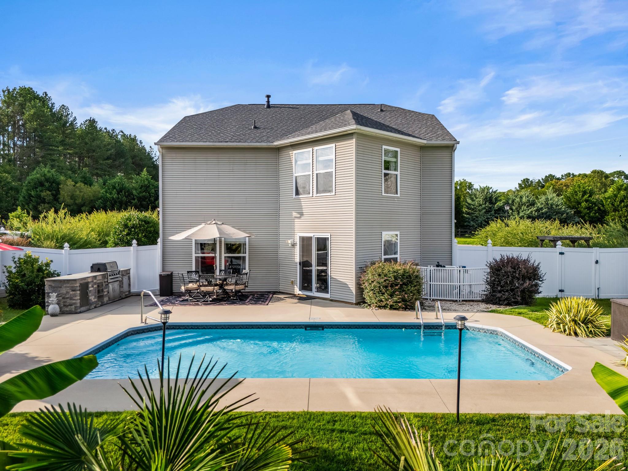191 Old Carriage Road — Clover