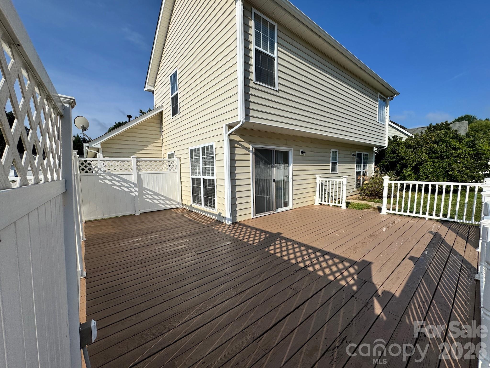 12601 Cumberland Crest Drive — Huntersville