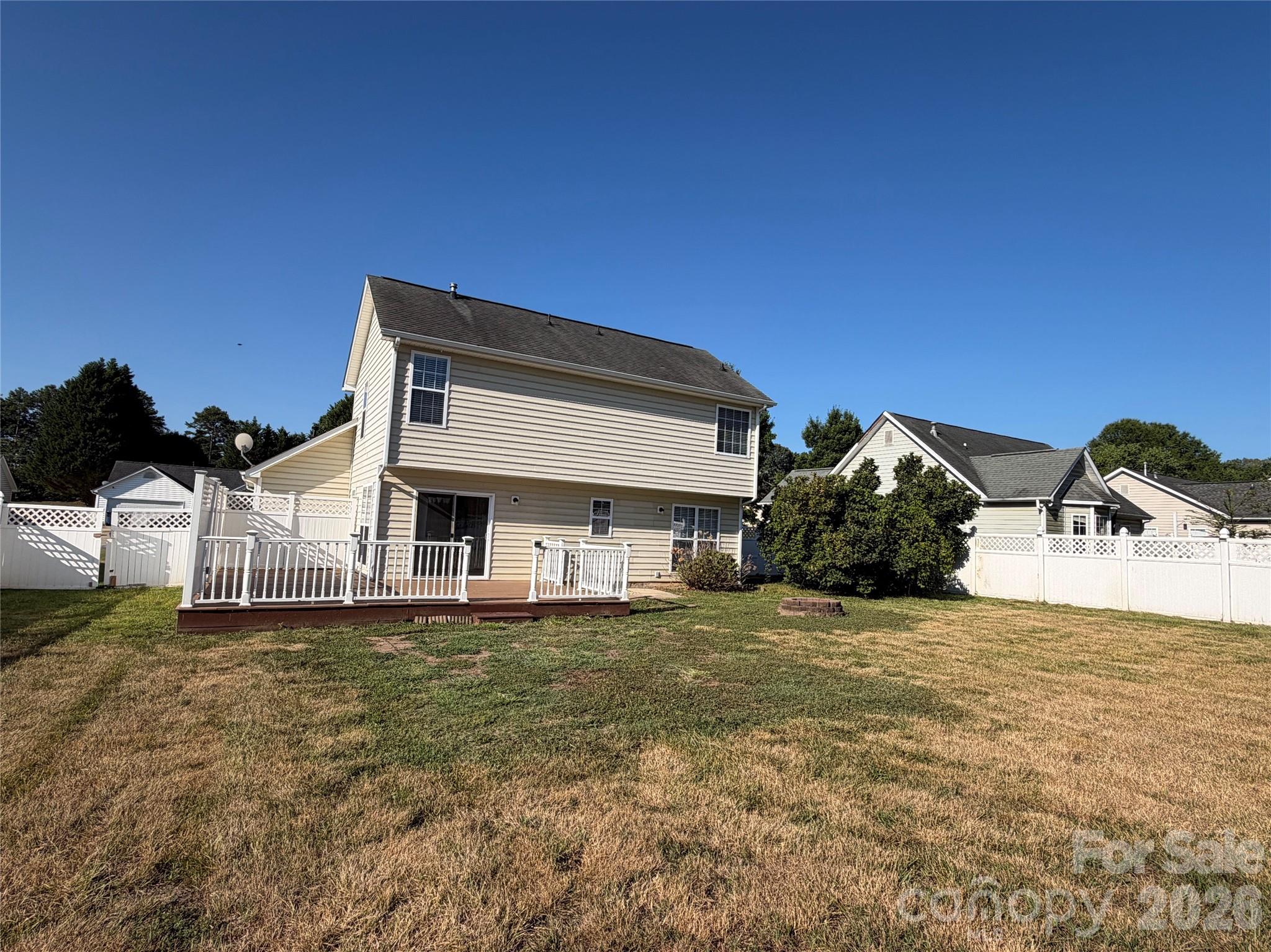 12601 Cumberland Crest Drive — Huntersville