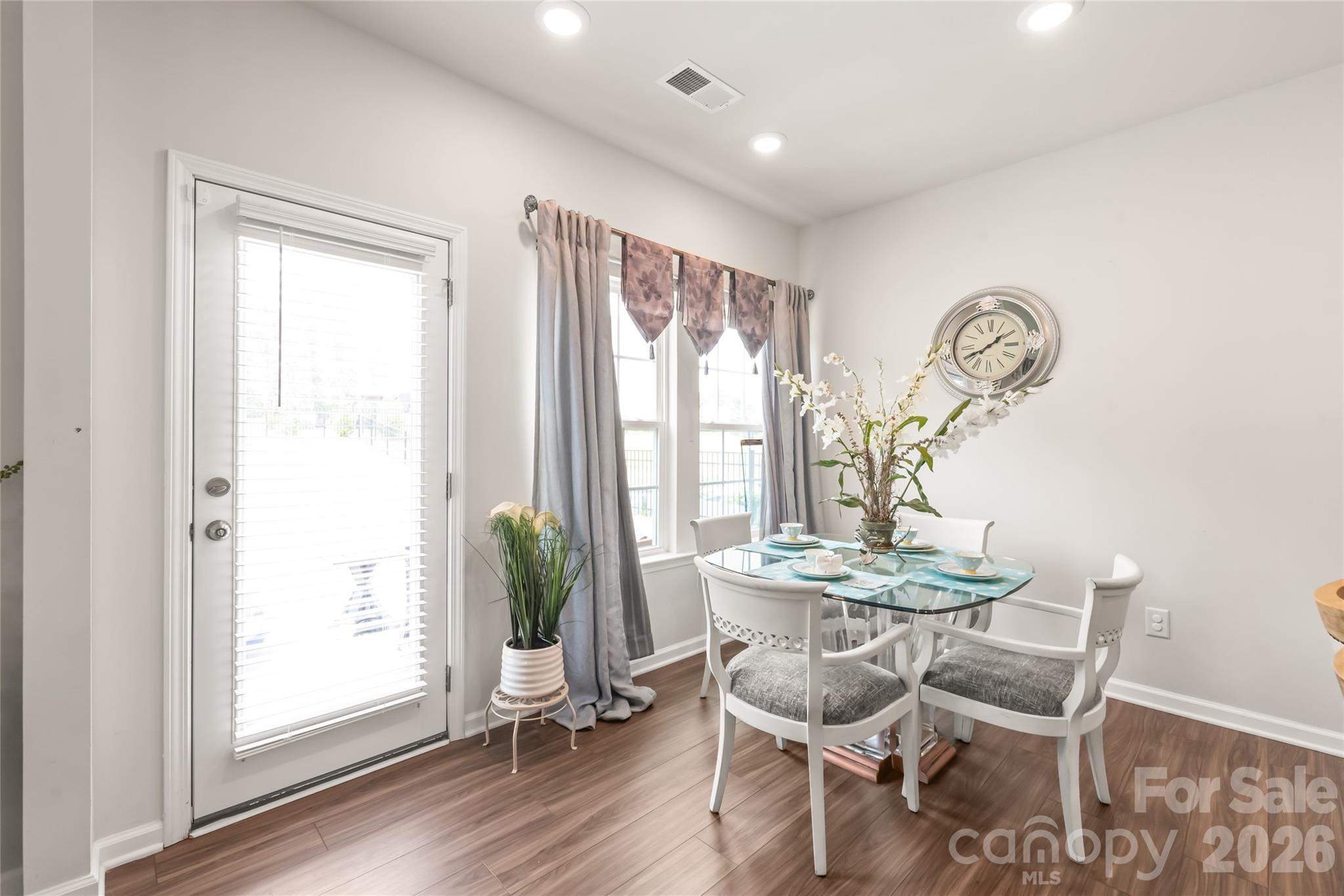 15308 Lake Ridge Road — Charlotte