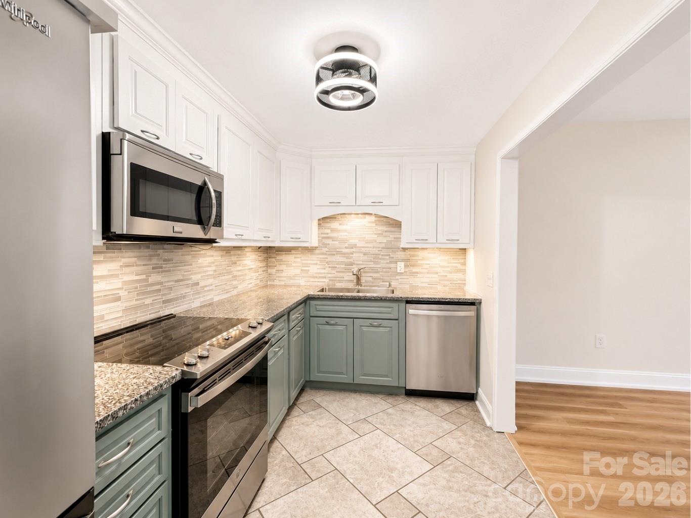 1300 Reece Road #111 — Charlotte
