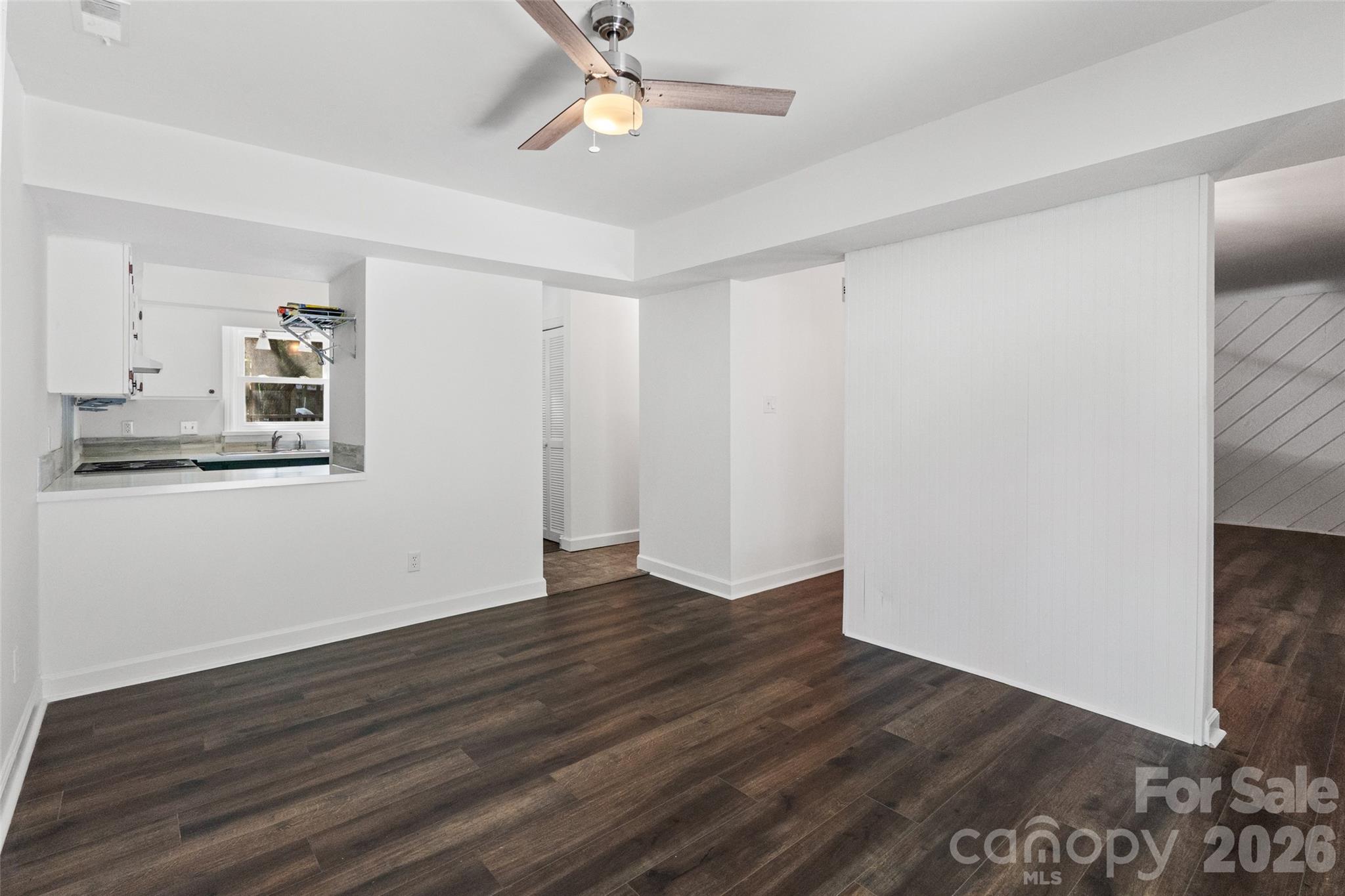 6100 Honeysuckle Lane — Charlotte