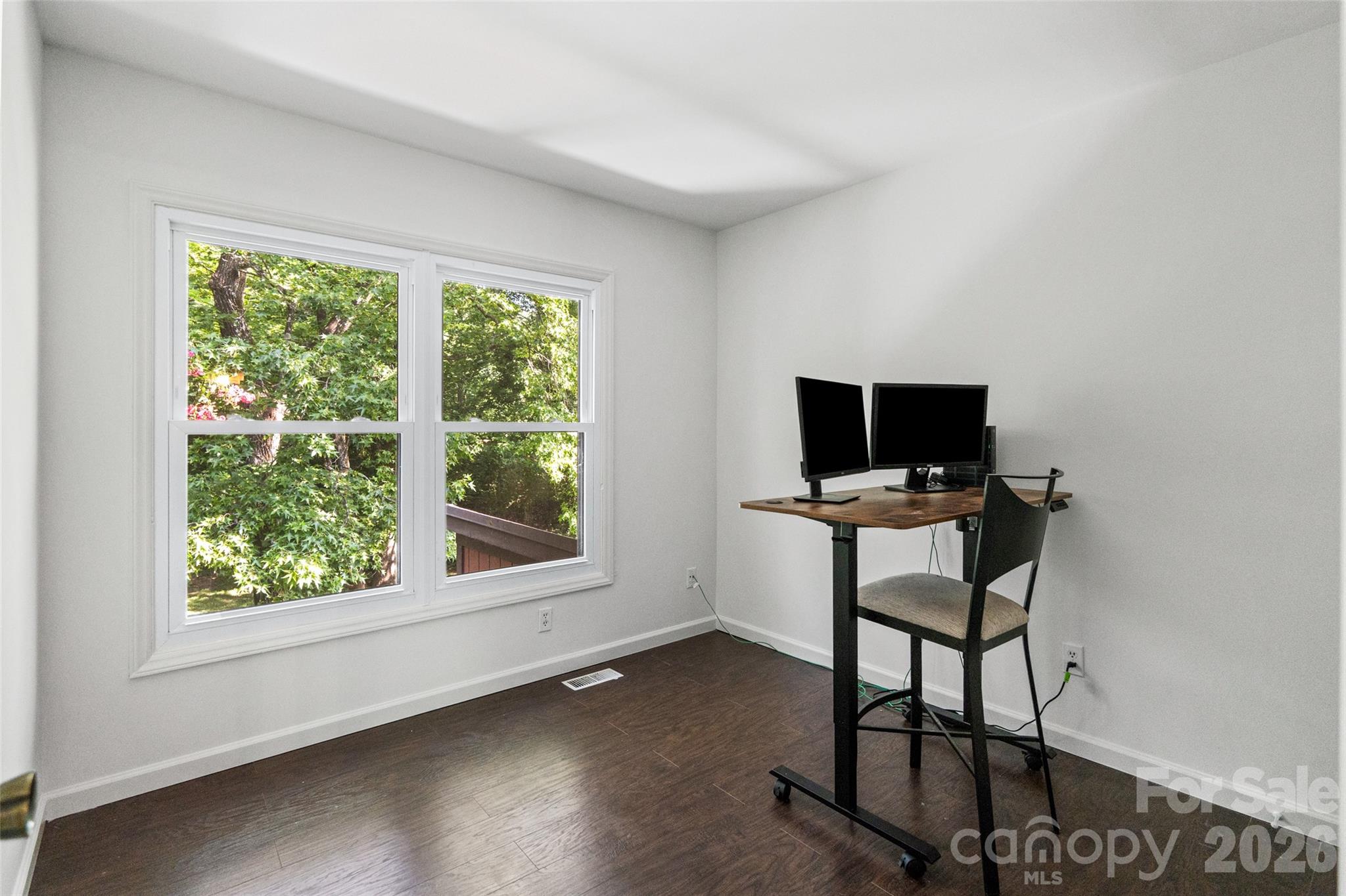 6100 Honeysuckle Lane — Charlotte