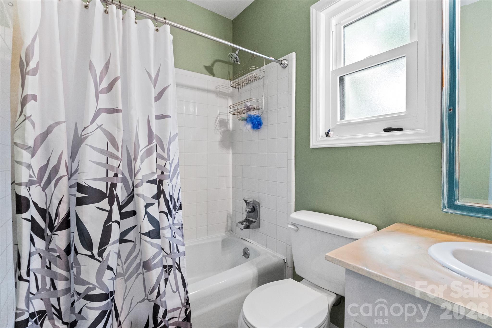 6100 Honeysuckle Lane — Charlotte