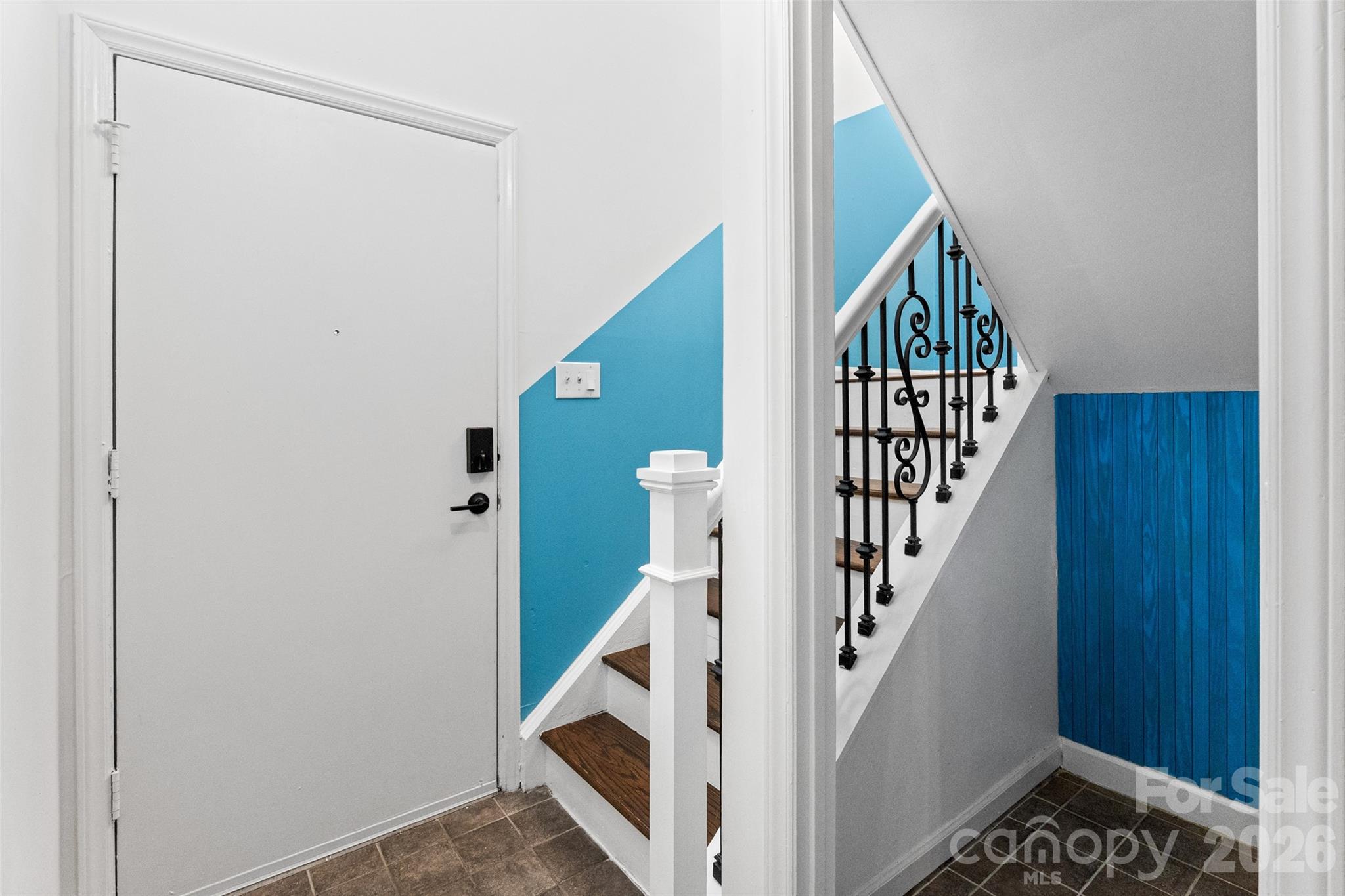 6100 Honeysuckle Lane — Charlotte