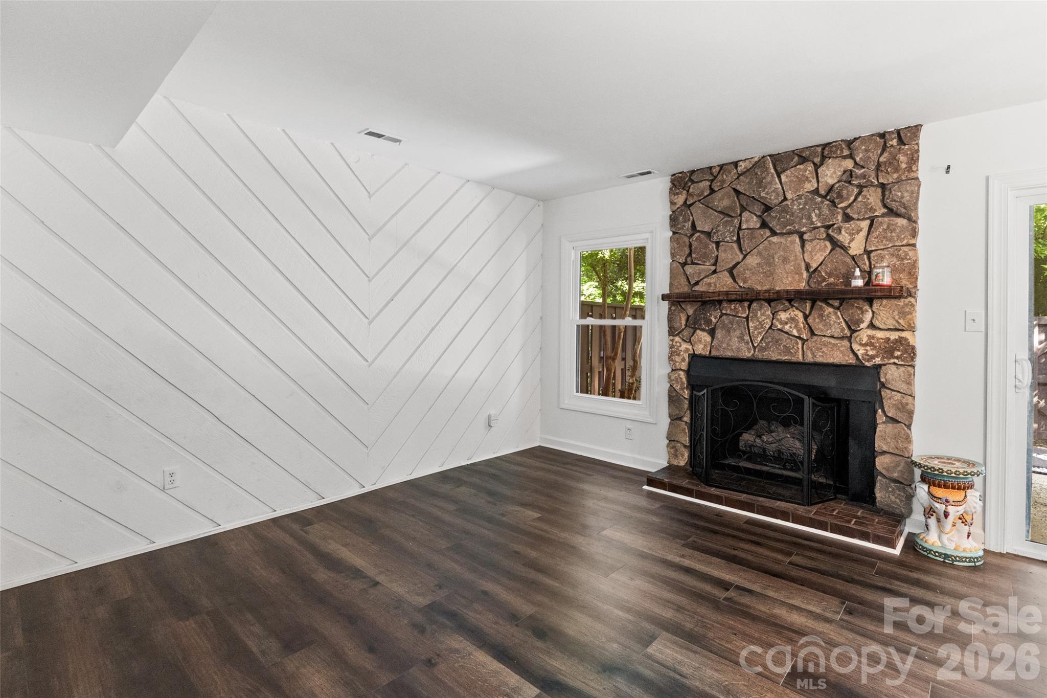 6100 Honeysuckle Lane — Charlotte