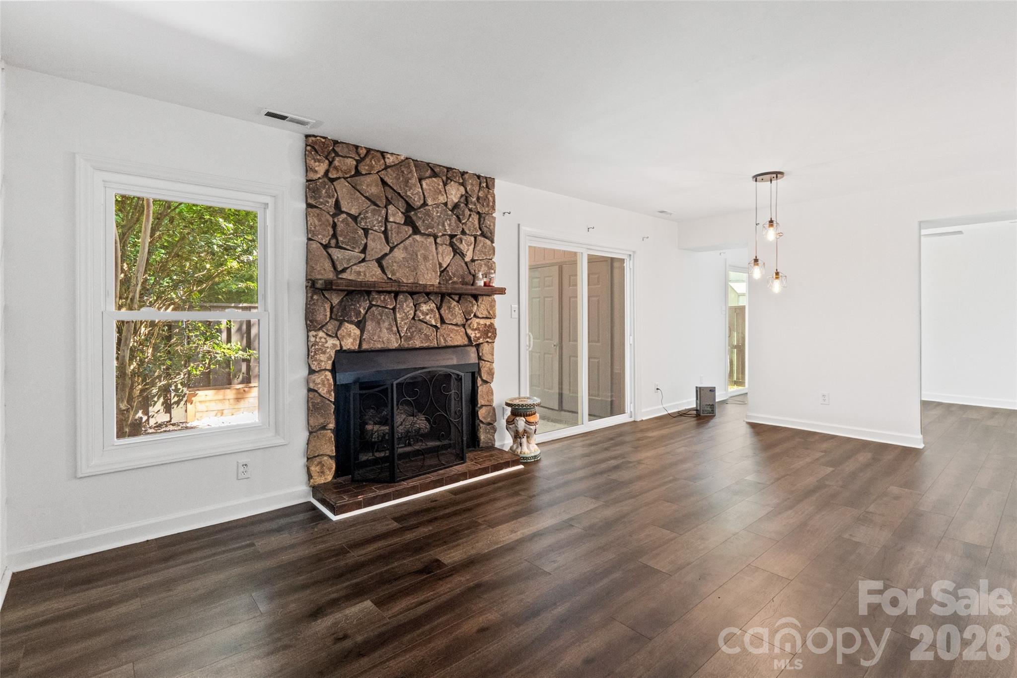 6100 Honeysuckle Lane — Charlotte