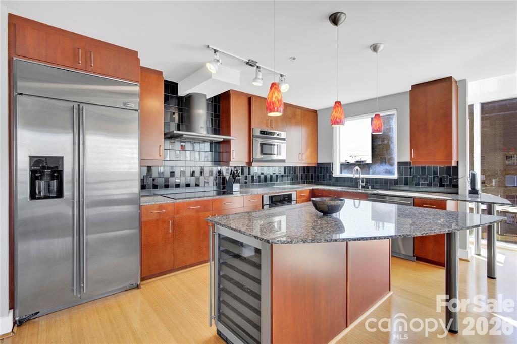505 E 6th Street #701 — Charlotte