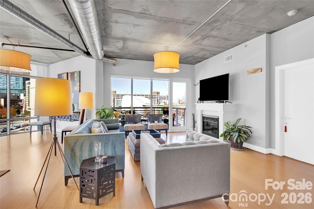 505 E 6th Street #701 — Charlotte