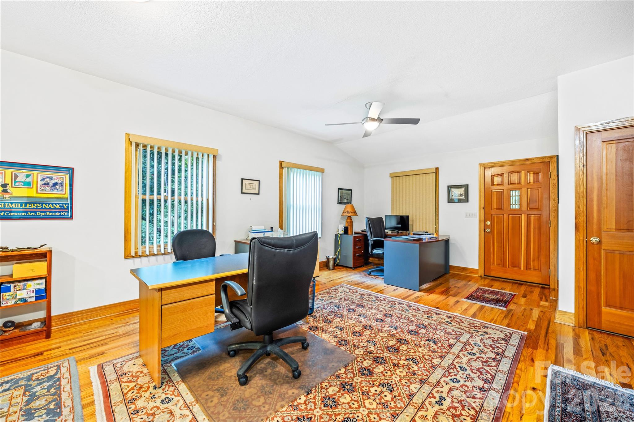 464 Governors View Road — Asheville