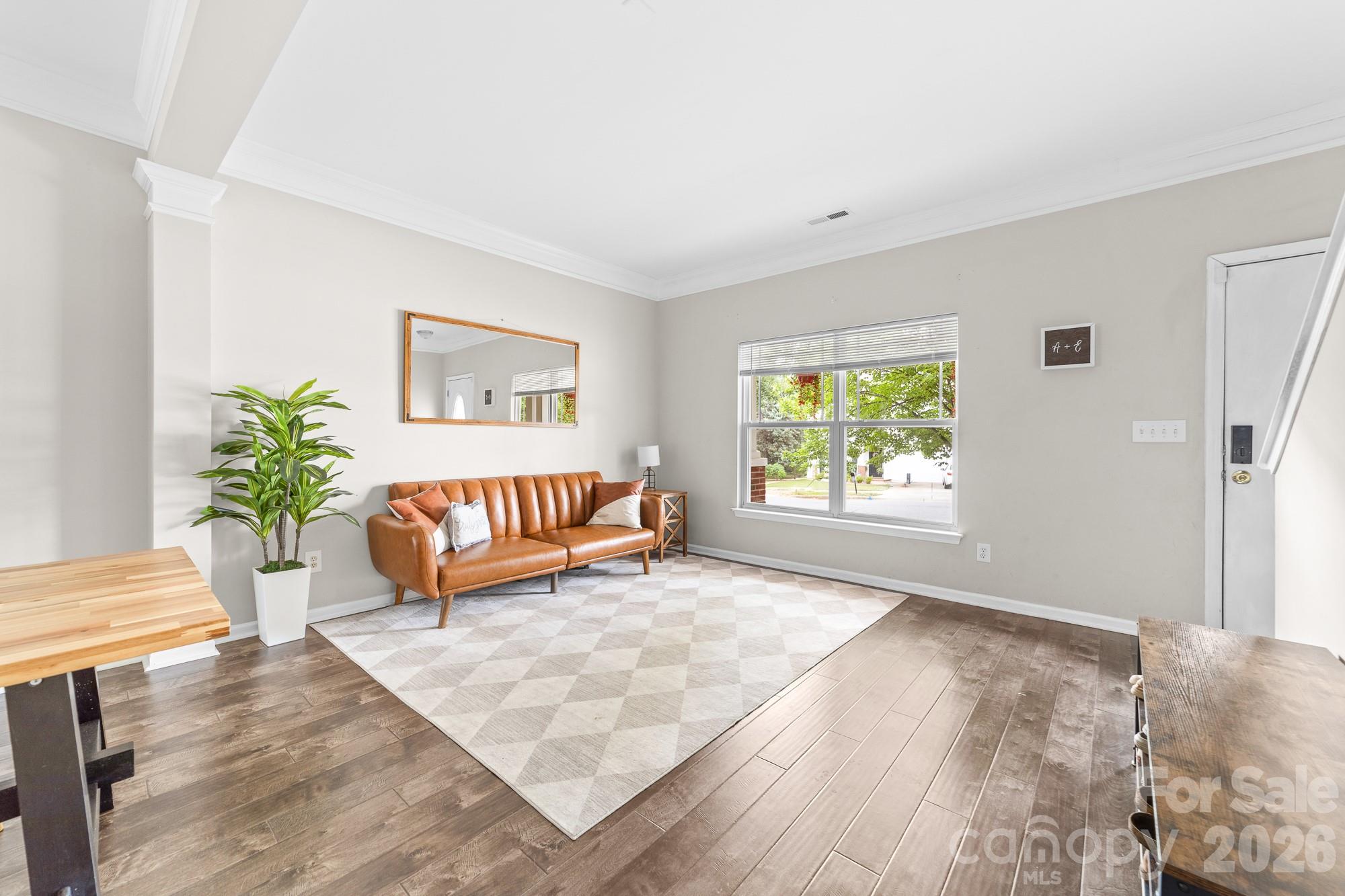 1525 Ladora Drive — Charlotte