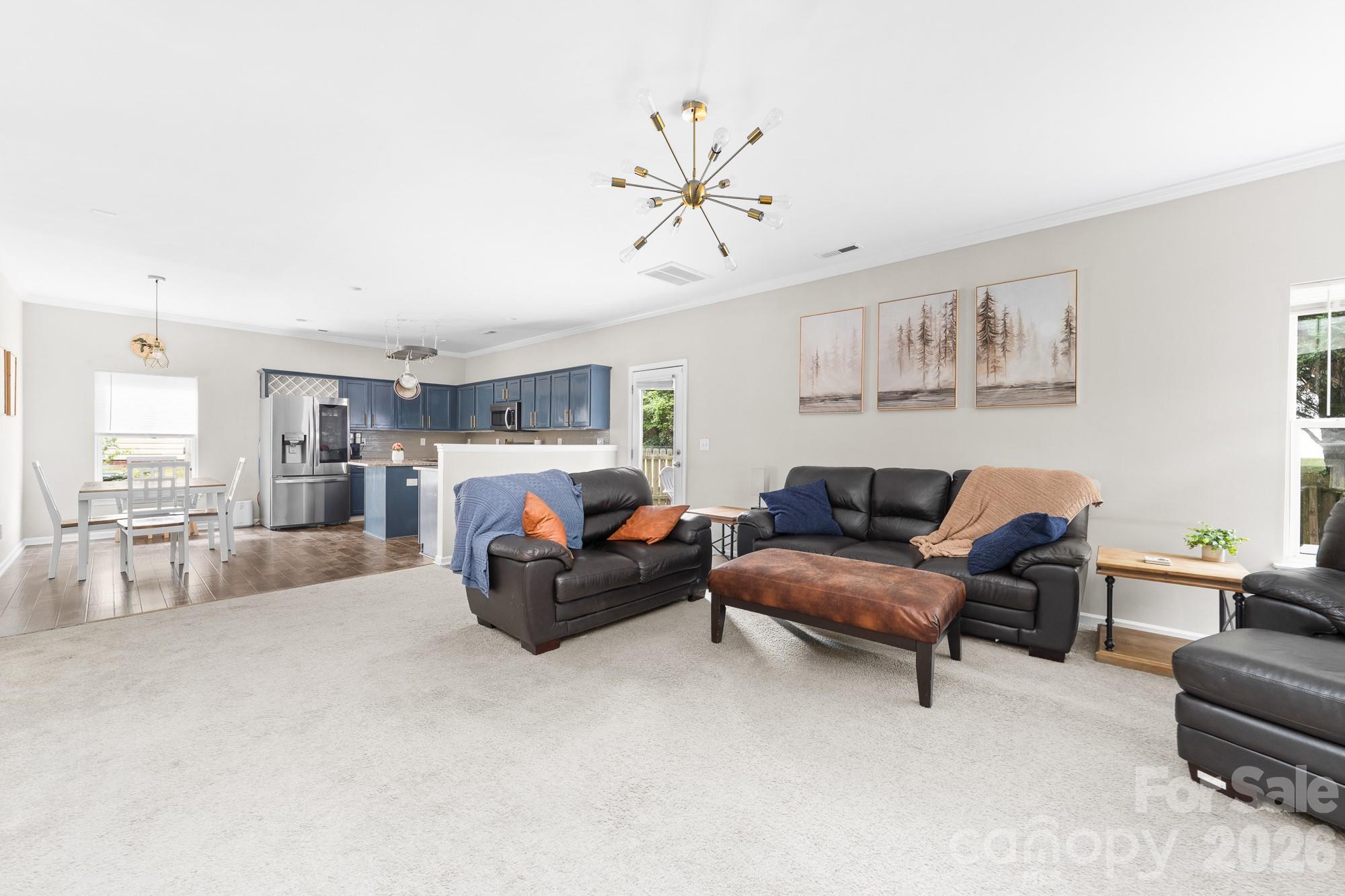 1525 Ladora Drive — Charlotte