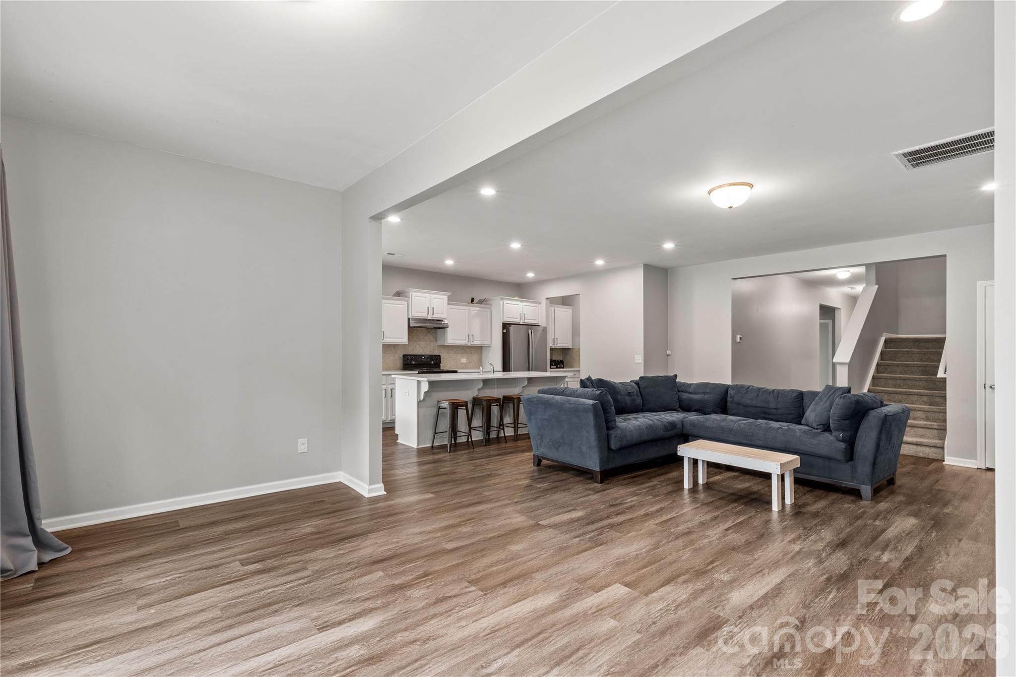 14435 Maritime Drive — Lancaster