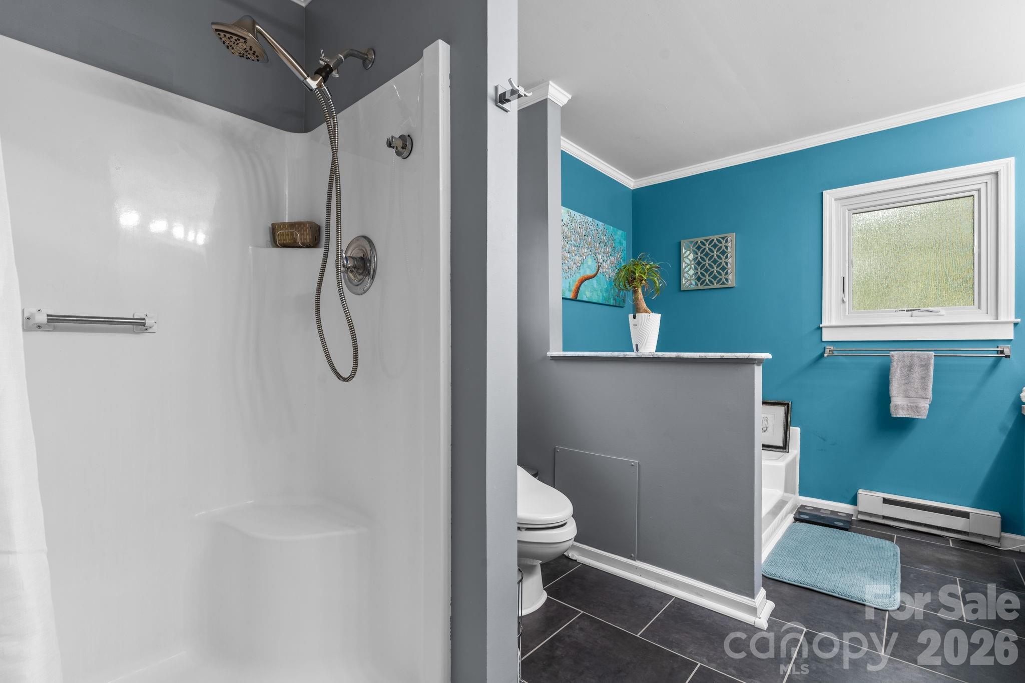 9081 Pittmans Gap Road — Newland