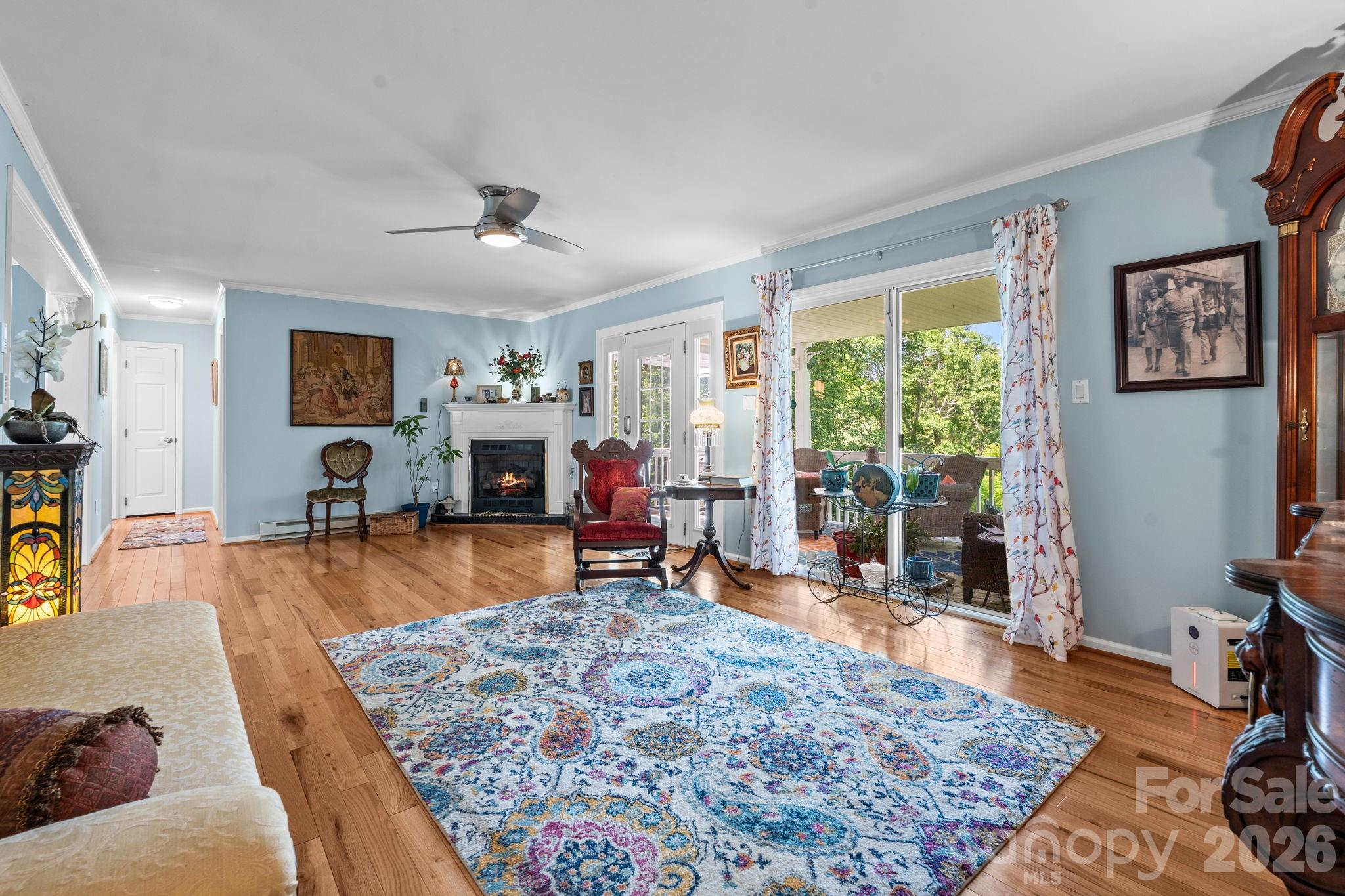 9081 Pittmans Gap Road — Newland
