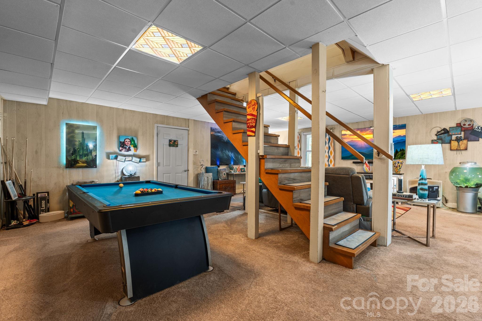 9081 Pittmans Gap Road — Newland