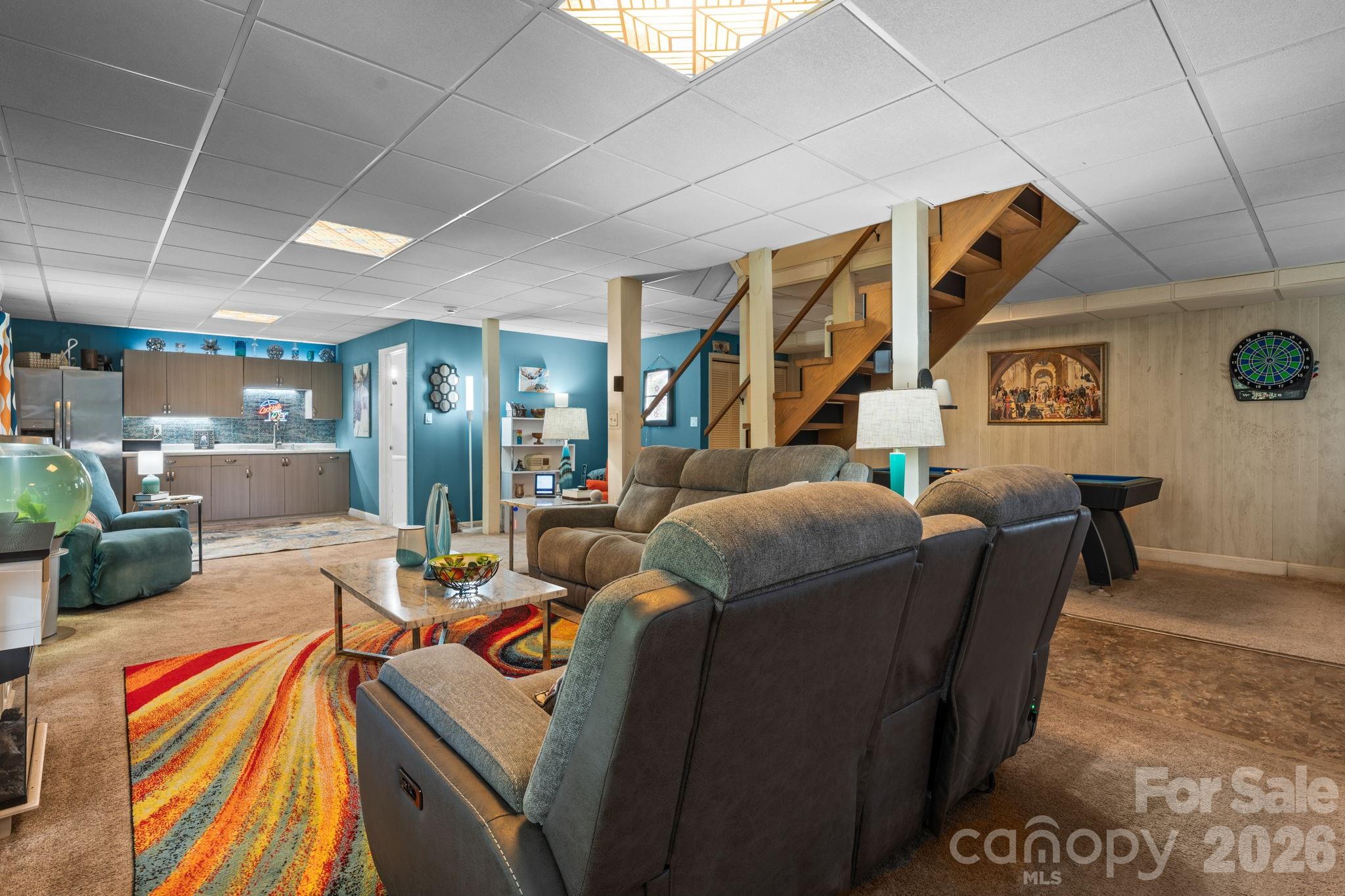 9081 Pittmans Gap Road — Newland