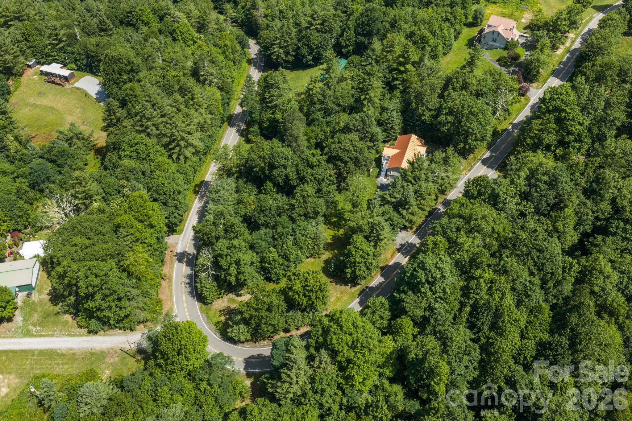 9081 Pittmans Gap Road — Newland