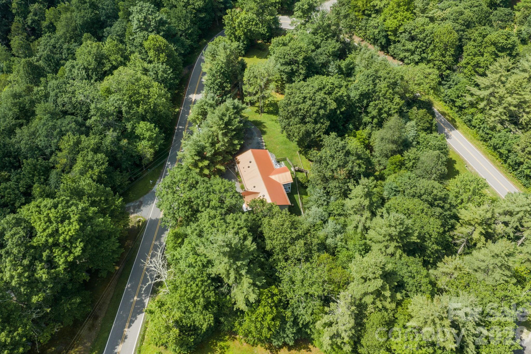9081 Pittmans Gap Road — Newland